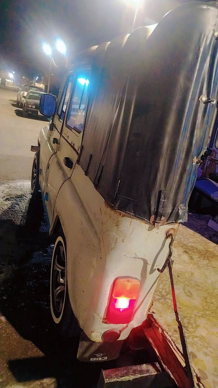من رخصت مدير الكروب سلام عليكم واز الفين كير ومكينه خير من الله تخم ويل تفاحه وتاير نص عمر جواه السياره عله بلاد من الدعاميه لدعاميه كهرباء كله شغاله مصطره بل جيس ماصارله اربع ايام من شديته تخويره كامله باور ستيرن دسكات امامي اكسن فاره صبغه البلادي ما ملعوب بيه السياره معروضه ٦٥٠٠ وبيه مجال لطيبين متواجد عل مازنجر ورقم الهاتف *********** ومراوس ترهم حسب القناعه
