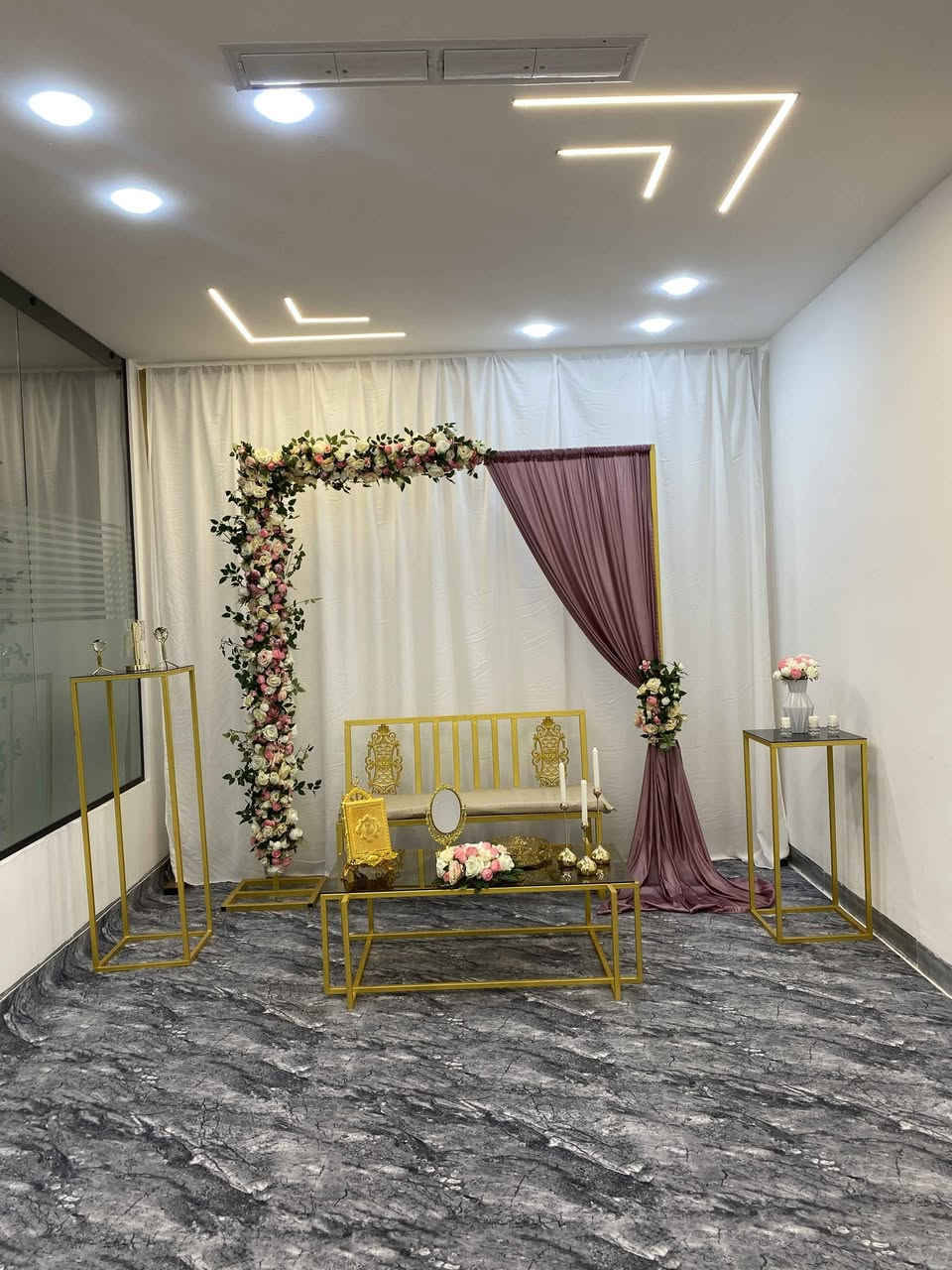 سڵاو بۆ کەسێک دەست بە ئیشی لەمەسات بکات یان لە ئیشەکەدا بێت زۆرترین دیکۆرمان هەیە هەمووی لۆک لۆک بە نرخێکی زۆر هەرزان نیوەی سعر 
سلێمانی  ***********
*********** السليمانية, العراق
