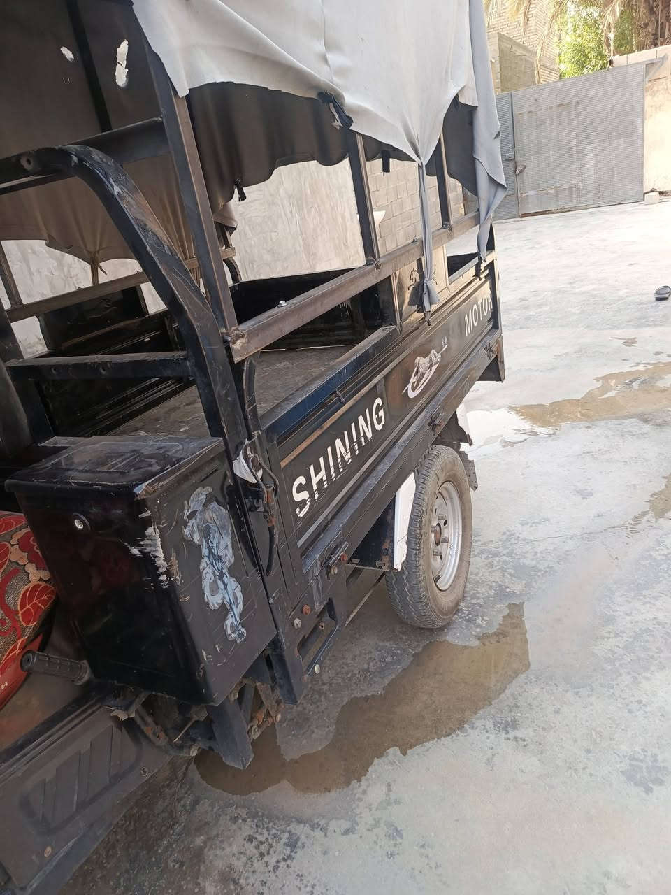 موديل 21 گمرگ اوراق المصطفى مكينه 23 كهربايات كلها شغاله بغداد مدينة الصدر حيطارق السعر 1900 
***********      ***********
