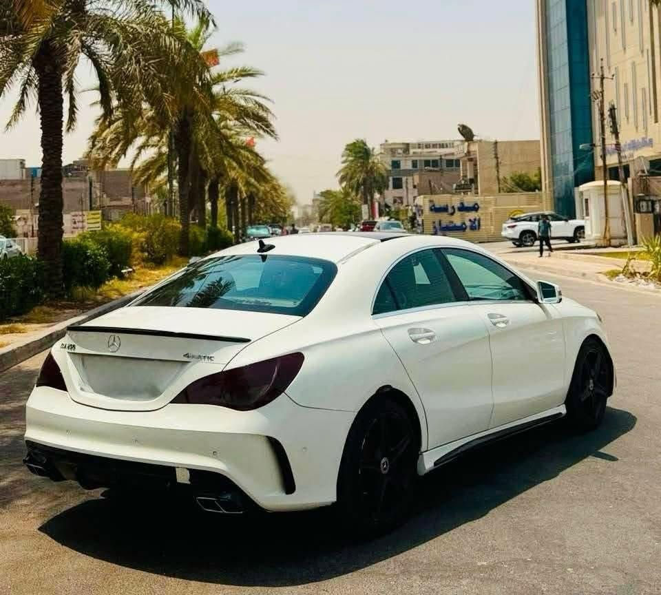 للبيع مرسيدس CLA 250 AMG 
موديل 2017
فول مواصفات AMG أصلي 4MATIC
السيارة كاملة وما بيها نقص
داخل جلد اسود بلاد سبورت
كشنات رياضية تبريد وتدفئة
فتحة بانوراما
شاشة كبيرة ويا ماوس
شفتات ستيرن
وضعيات قيادة سبورت وايكو
تحكم ستيرن وستيرن كهربائي
رادارات + تنبيه مسار ونعاس
بصمة + كروز كنترول
حساسات أمامي وخلفي
كاميرا 360
مرايا كهرباء ويا إشارة
لايت دبل عدسة + LED
السيارة بدون حادث بدون شاصي بدون ايرباك
صبغ قطعتين فقط تجميلي فقط (خدوش)
صيانة كاملة (زيوت، تايرات، بريكات)
محرك وكير شرط
شرط تحويل
الموقع بغداد السيدية
الــسعـر اتصل على الارقام
***********
***********
