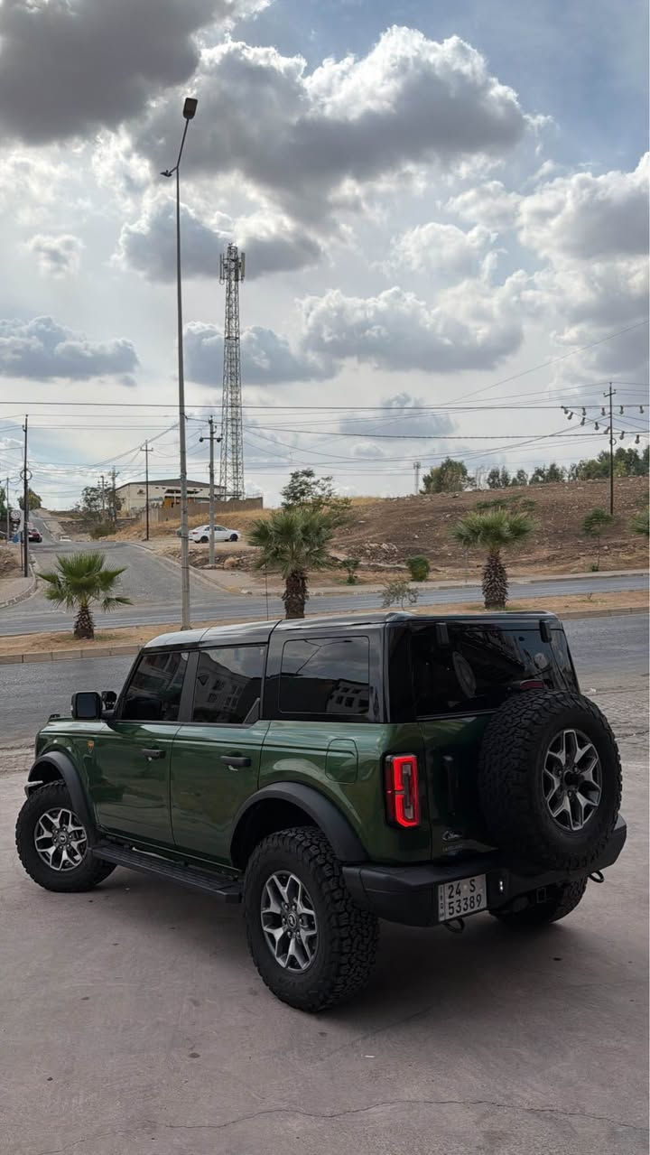 فورد برانكو موديل 2024 السيارة بدون صبغ فقط واحد جملغ تعديل بارد بجم و ورة كبس سيارة فول فول ٦ سلندر و توين توربو ٦ دكمة شاشة كبير ٥ كاميرات كوشنات جلد و هيتر و كارباي و ستيرن هيتر و لايتات زينو و ٨ مود و حجم كبير ماشية ١٨ الف السيارة موجود سعر فقط ٣٦٣$ و بي مجال ارخص برانكو *********** اكر, نينوى
