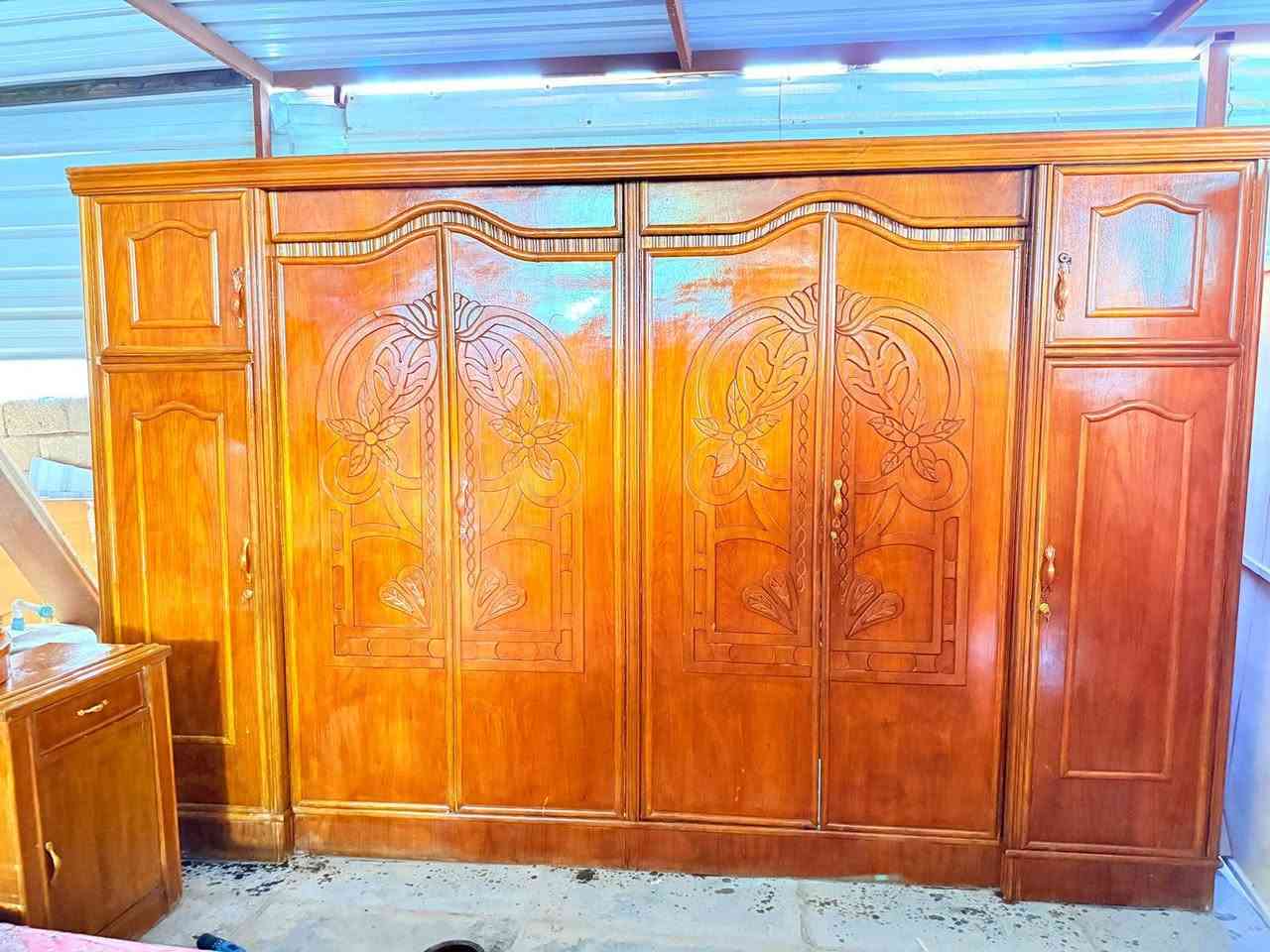 غرفه تسكام للبيع السعر ٥٠٠ الاتصال عل رقم ***********

