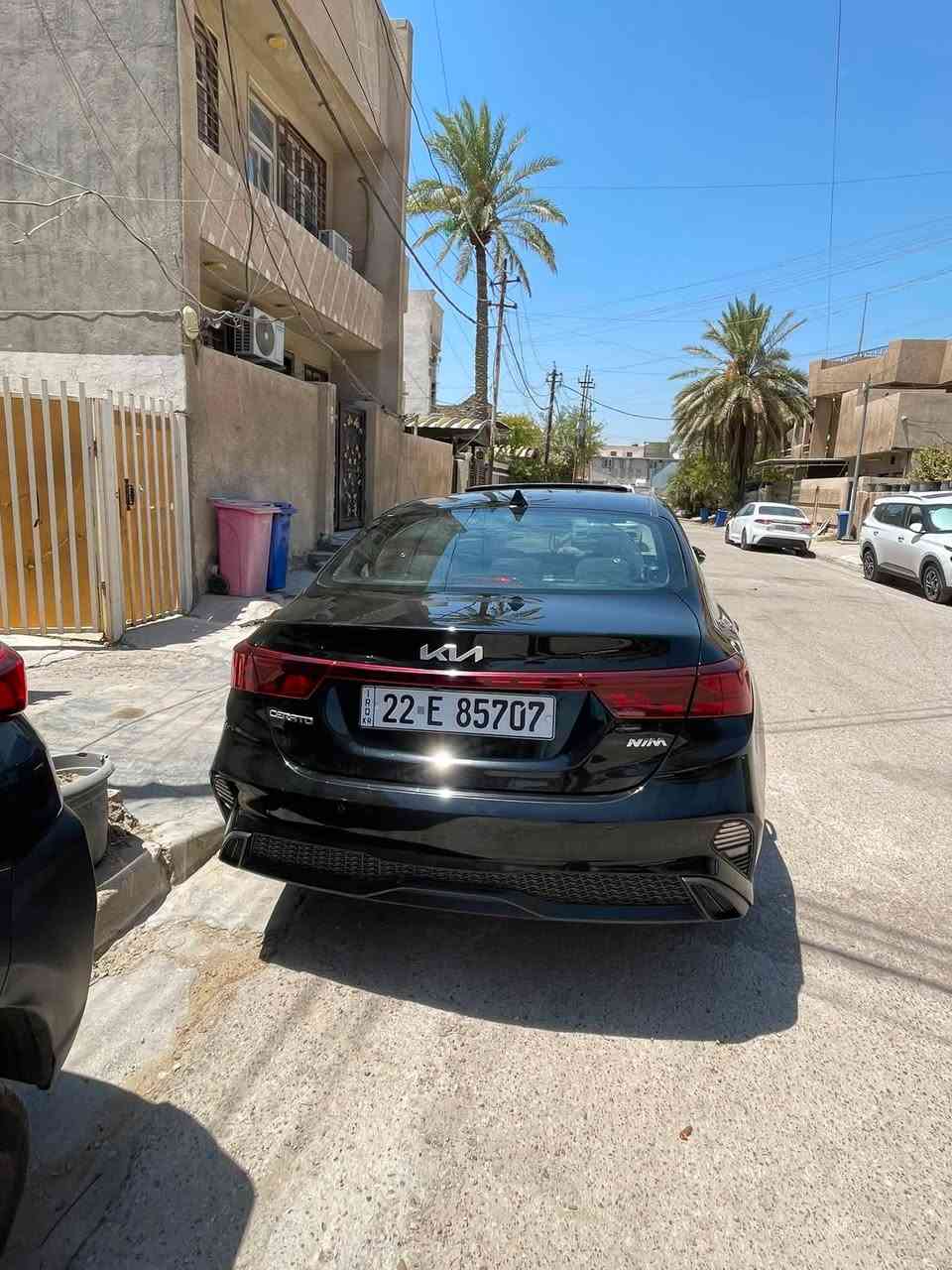كيا سيراتو 2023
مكينه 2000
مكفوله كفاله عامه عده رصعه صغيره كلش بلجاملغ
السياره كلش جديده باسمي 
فتحه  حساسات خلفيه 
شاشه ابل كار بلي 
كامره خلفيه 
بلوجكتور 
تبريد قطعتين 
تحكم ستيرن 
مثبت سرعه 
مود درايف 
السياره عليه ادامه كامله 
كير مكينه كله مكفول 
***********
***********
