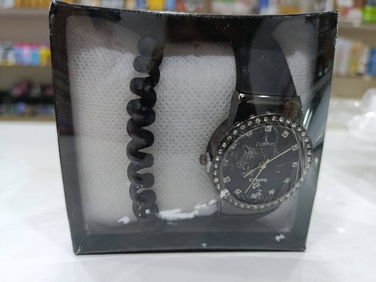 جوانترین کاتژمێر بەردەستە بە هەرزانترین نرخ 3هەزار دینار 
گەیاندن بۆ ناو کەرکوک بە خۆرایە 

ارقى ساعات الان متوفر بسعر 3الف دينار فقط 
اطلب الان و توصيل مجاني  

احجز الان

رقم واتساب ***********

نص مكتوب في الصور:
- بازاریکی نوی سوق جدید هه موو شتیک پی ده گاتن کل ما تحتاجه في مکان واحد ریگایه کی بو هه موو پیداویستیه کایت جودة عالية وأسعار مناسبة باشترین کالیته بو تو به ئاسانی تسوق بكل سهولة باشترین جور جودة عالية تیزر و خیراتر توصیل سریع دلنیایی ضمان
- ارقى ساعات 3الف فقط توصيل مجاني داخل كركوك