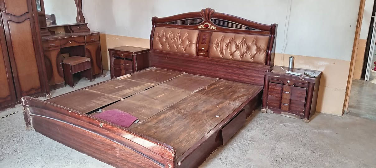 بيع مستعجل قرفت نوم السعر مناسب جدن جدن ***********
