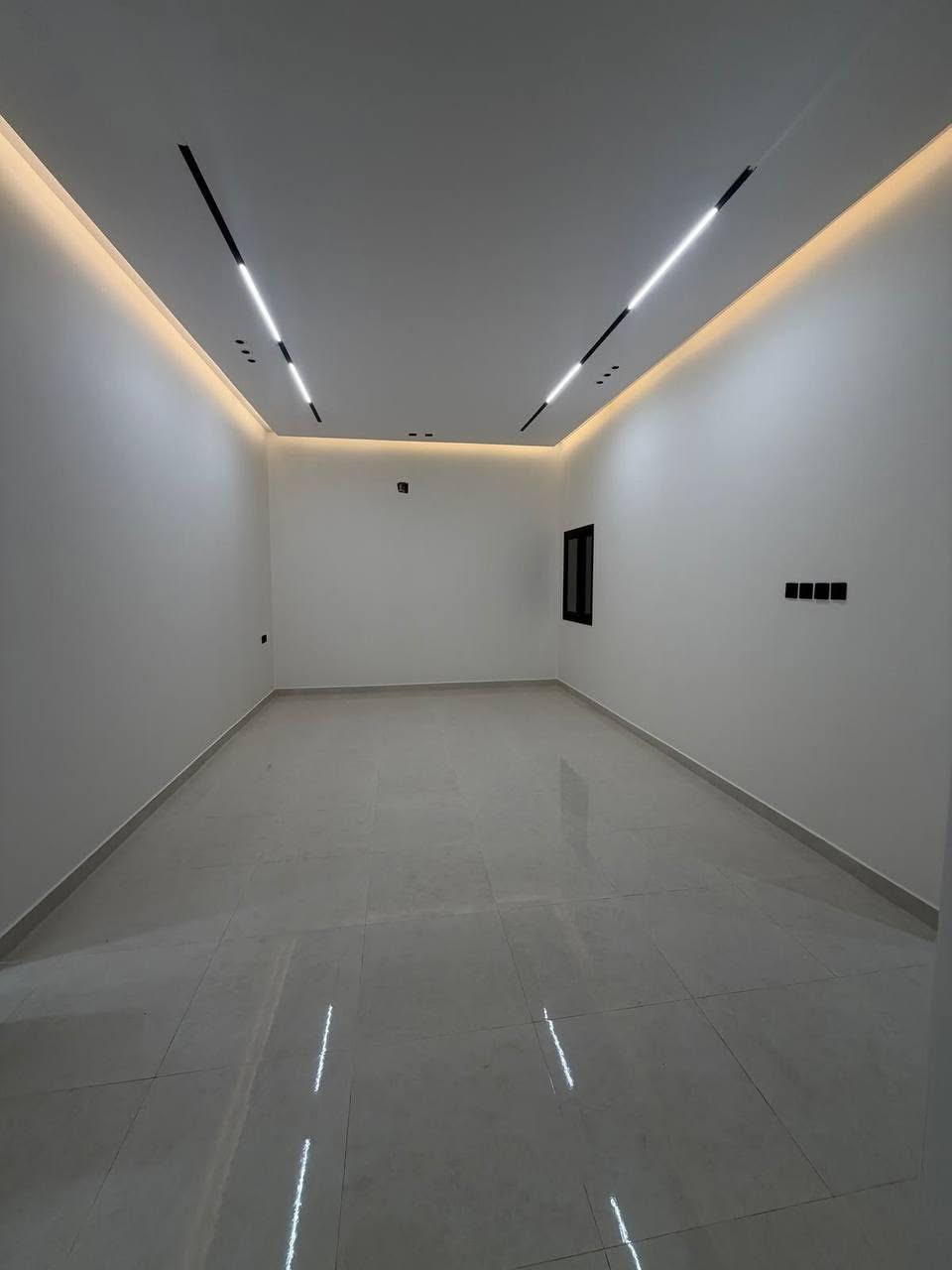 لعمل جميع أنواع الديكور في محافظه البصره 📍
ترميم - جبس بورد - تغليف - معجون - أصباغ 

سرعه + دقه في العمل ✅🇮🇶

هاتف : ***********
