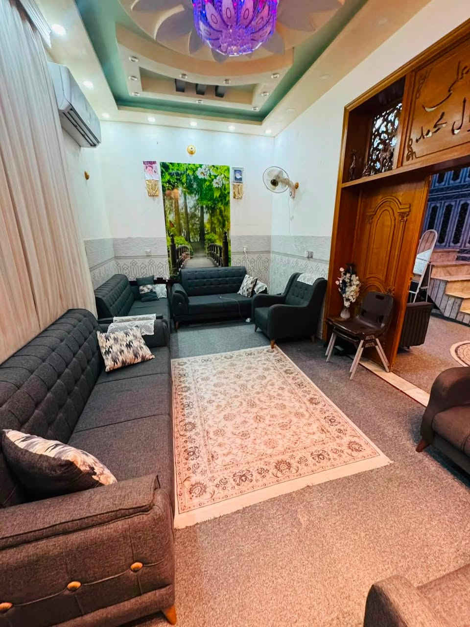 دار للبيع 
دار حي ميلاد بصف الركن 
قرب الشارع العام
100 م مربع
وجه ١٠ 
نزال ١٠ 
تفاصيل البناء
الطابق الارضي 
طارمة 
استقبال ضيوف سويت
مطبخ حار و بارد 
صالة عائلية
غرفة نوم 
الثاني
غرفتين وحدة سويت 
و صالة 
نقوصات 
الطابق الثاني 
نقص لبخ و صبغ و ارضية 
السعر 240 
***********
