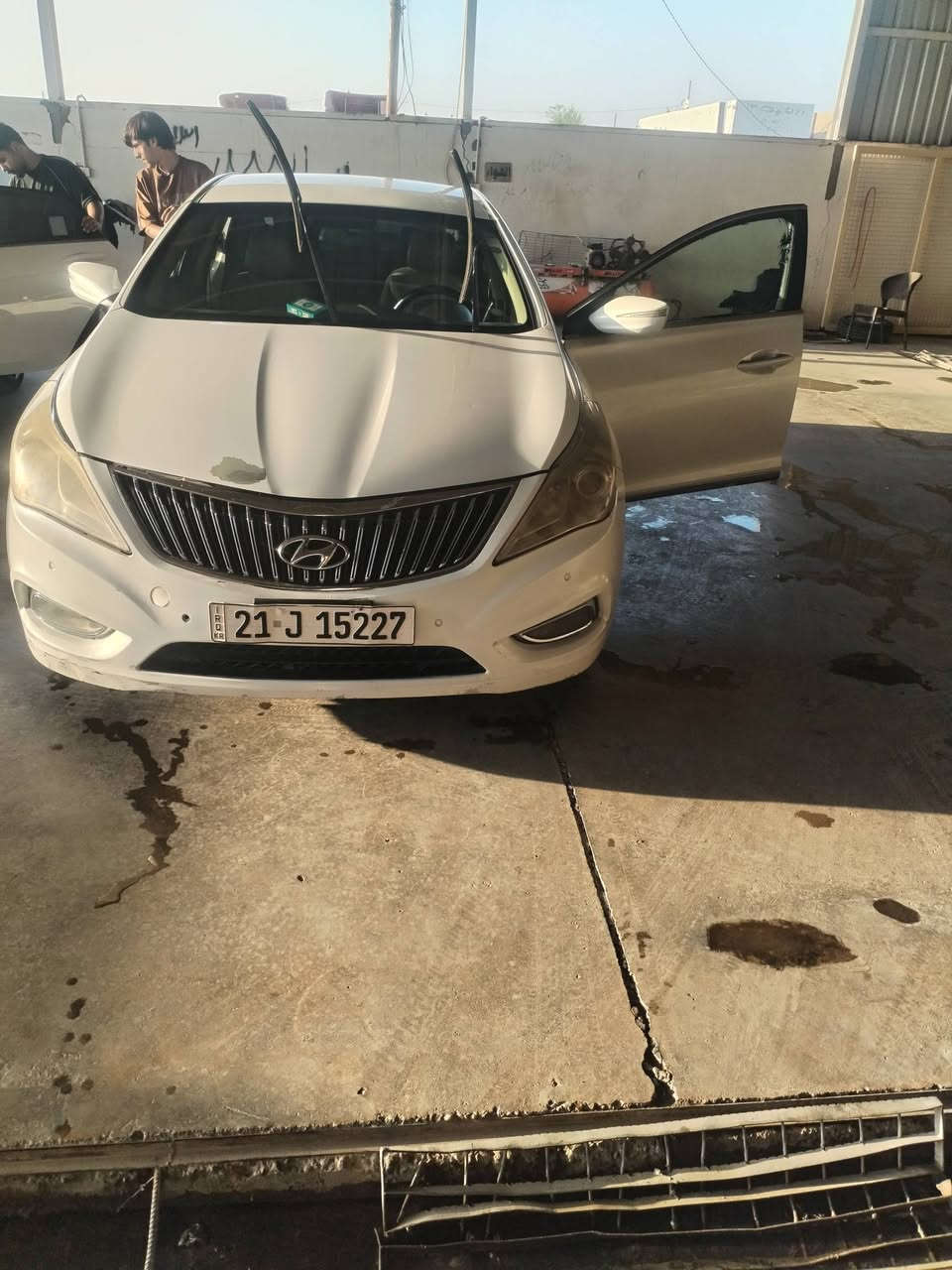 سلام عليكم اخواني سياره ازيره خليجي موديل ٢٠١٢ صبغ قطعتين سياره جديده مكينه اوكير اتخم تاير جديد رقم دولي السليمانيه سعرها ٨٥ ورقة اوبيه مجال مكان النجف ***********

