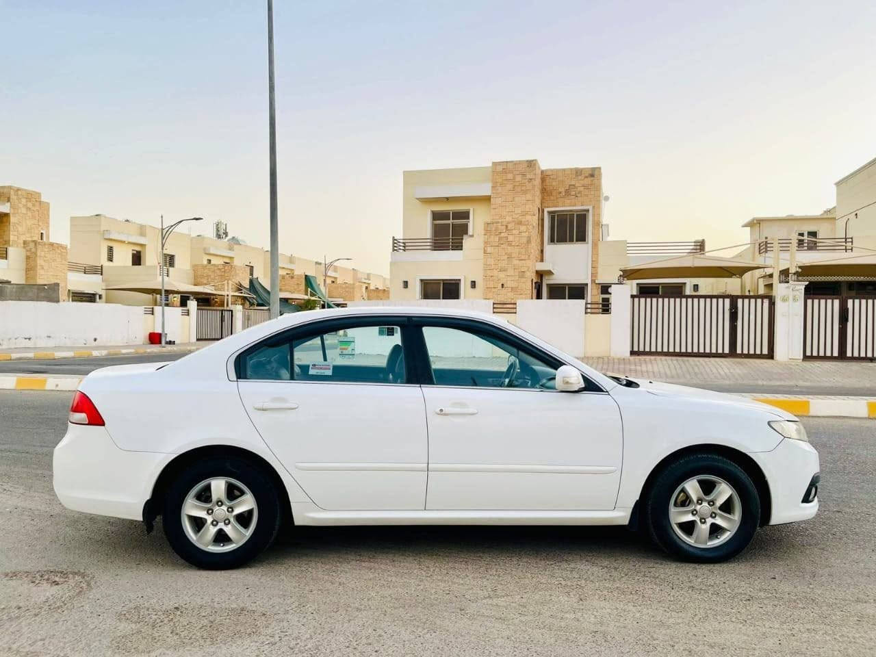 السلام عليكم….
للبيع بسعر  103$ اعتذر عن الاقساط والوعده
كيا اوبتما (لوتز) 2009 لون ابيض ثلجي 
رقم 26 صلاح الدين انكليزي سنويه جديدة لل 2030 هزه جديده شرط التحويل….
سيارة كفاله عااامه مكفول من كلشي حتى الدعاميات مكفولات شرط الفحص والسونار ….
سيارة جاهزة بدون اي نقص….
ماشيه 189الف 
محرك 4 سلندر دووش بدون اي عيب ….
شرط محرك وكير وصدر وكهربائيات وتبريد وتدفئة وتخم تاير سيارة جاهزة من كلشي….
( مواصفات معروفه مايحتاج اذكرها)….
العنوان/ صلاح الدين/ تكريت 
السعر 103$ اعتذر عن الاقساط والوعده….
للاستفسار 
***********
***********
