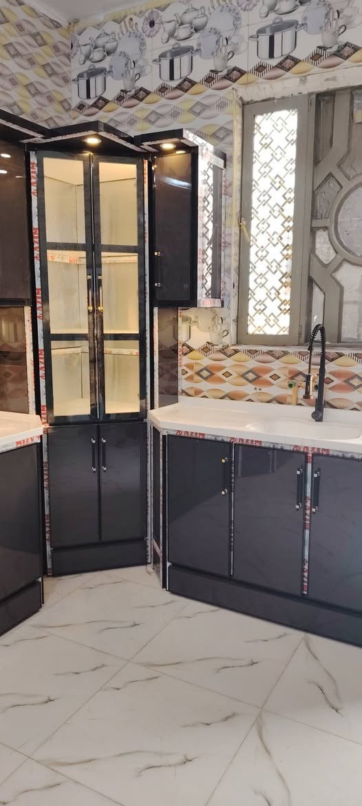 معمل الحسن • مطابخ HDF • سوق المجر الكبير