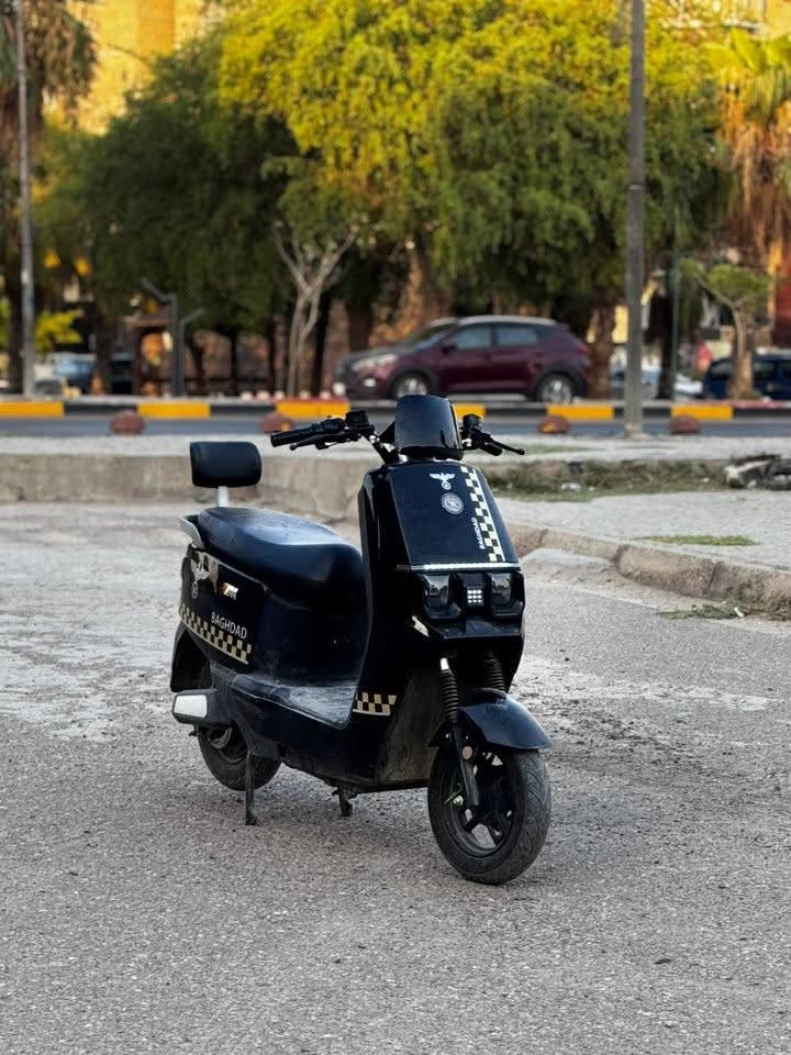 السلام عليكم..
بوليس شحن حجم 20 موديل 2025 رايدها ب 500 وبيها مجال .
***********
