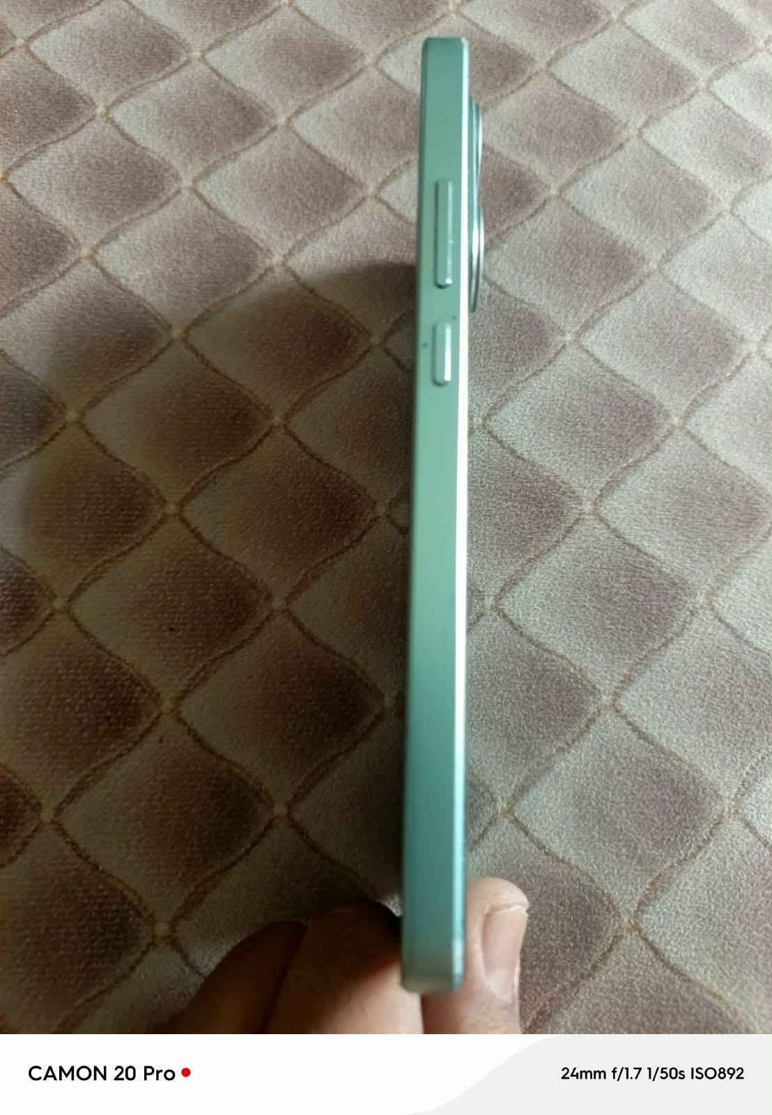 بوكو X7 برو • ٥٢٨ جيجا • سيم معطّل