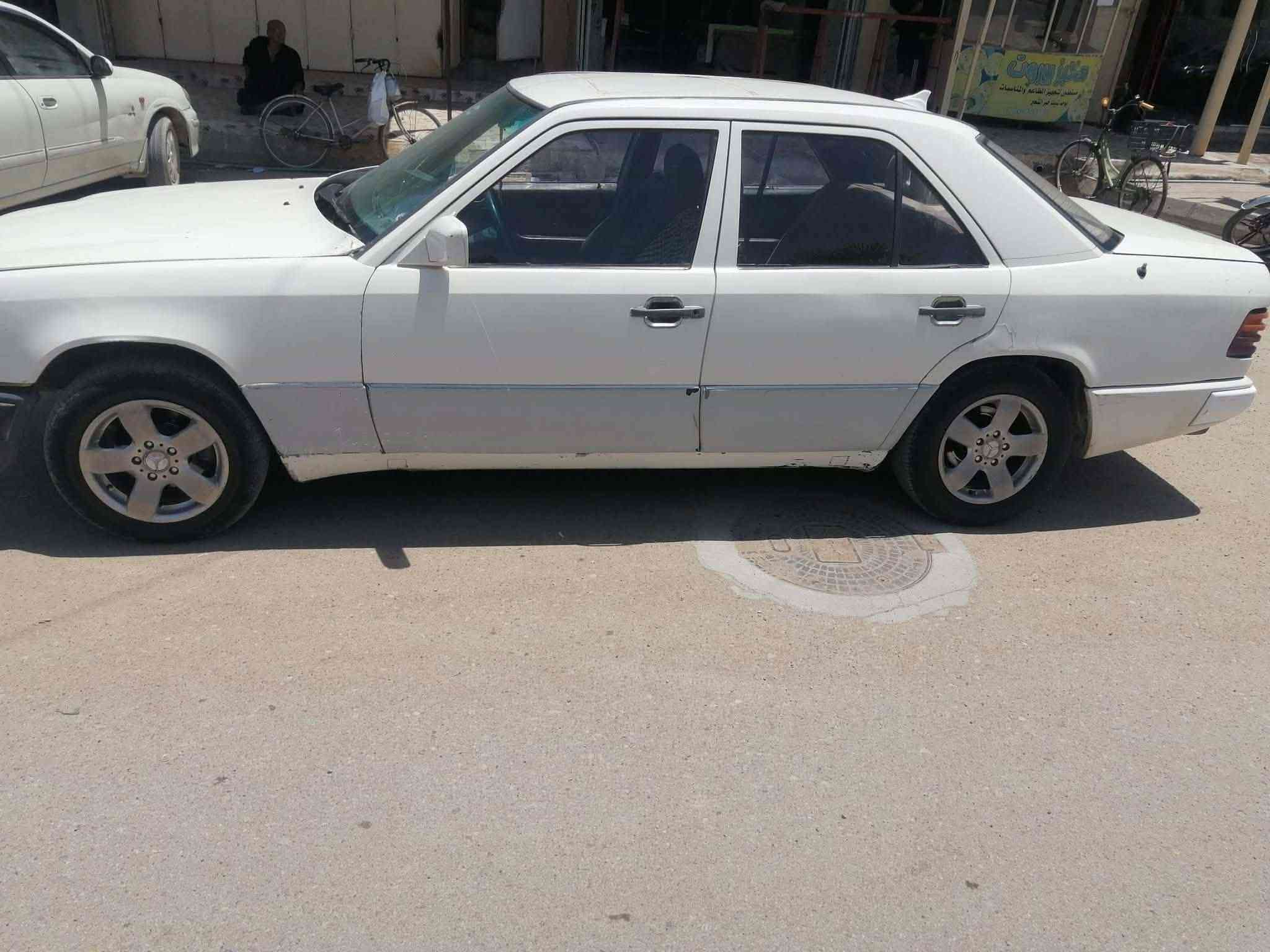 مارسیدس 1995
ڕقم سلیمانیە
حاسیبە شرت 
***********
