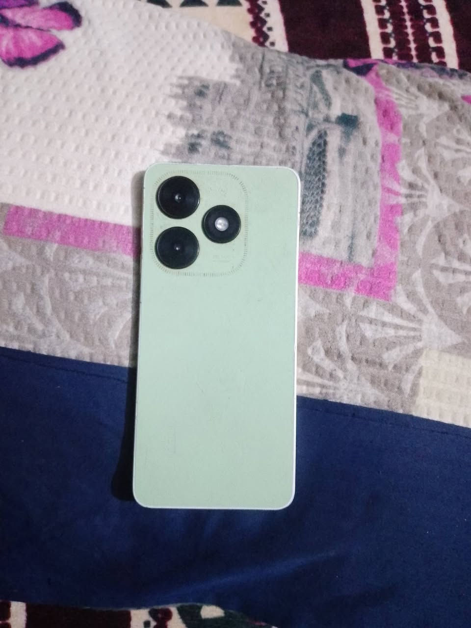 سلام عليكم جهاز للبيع مبدل شاشه وكاله اصليه نضيف سعره 110

نص مكتوب في الصور:
- هاتفي HiOS Based on Android V13.0.0 الطراز TECNO BG6 اسم الجهاز TECNO SPARK Go 2024 وحدة المعالجة المرك... UMS9230 (T606) إصدار Android 13 الكاميرا الخلفية 13M DUAL Camera الكاميرا الأمامية 8M ROM 128.00 GB RAM 4.00 GB 4.00 GB + 4 GB قابلة للتوسيع