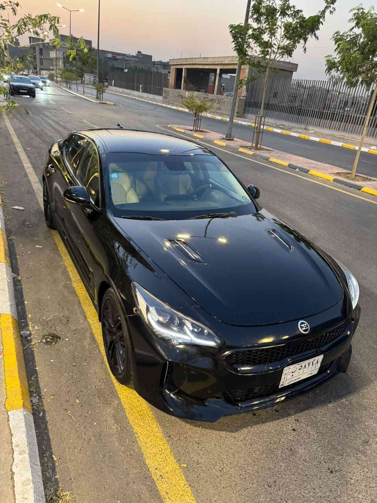 السلام عليكم
كيا ستنكر 2018
kia STINGER 2018
2.0 t.    Turbo صارروخ 🚀
ماشية 73 الف
رقم بغداد بأسمي 
السياره فول 1/1 عدا البانوراما 
كير مكينة كفالة ✅
سيارة جاهزة للاخير صدر امامي خلفي تخم تاير كلة جديد كشر نظيف كلش بالعافية عالياخذهة السياره مصروف عليهة مال جناي الله شاهد

سيارة 3 قطع امريكا 2 بالعراق بدون لغود بدون شواصي 

مكاني بغداد القادسية
سعرهة 145$
***********
