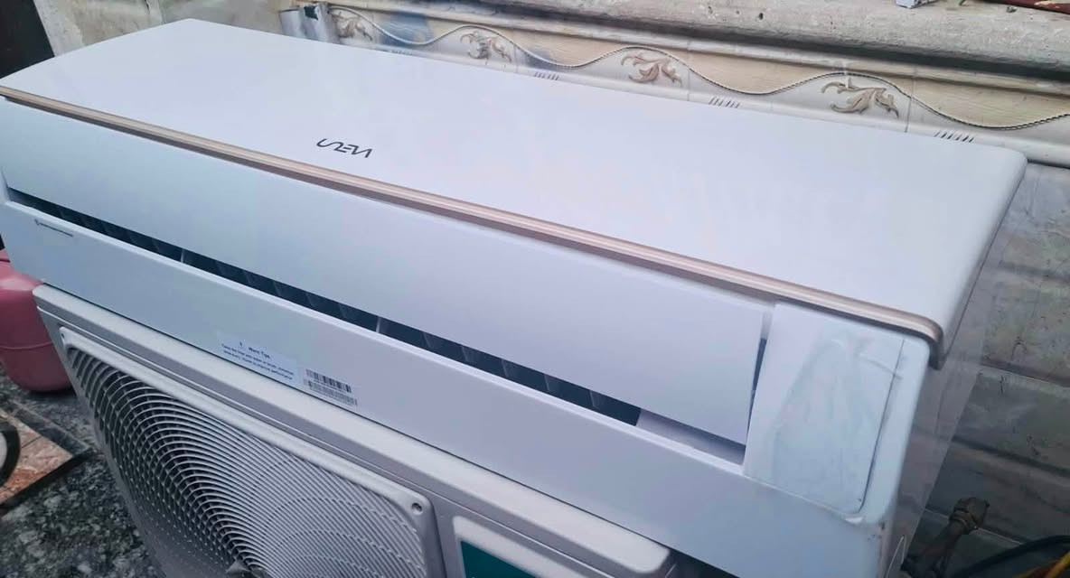 السلام عليكم سبلت يونفيه طنين استعمال اقل من شهر بعده على وضع الشركة سعره 550 الف للتواصل الاتصال على هذا الرقم
***********
