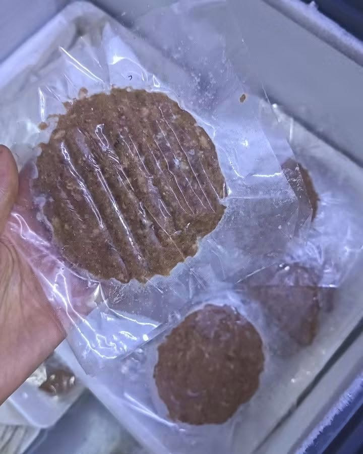 همبركر لحم عجل • وليه عراقي • خبز بيت ٦٥قطعة