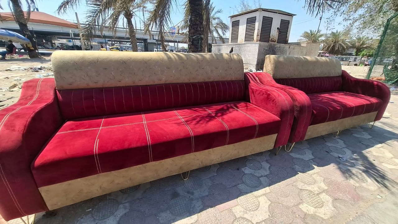 ديوانيه شارع الخصيمه السايدين قرب زها مول الجهه الثانيه جهه قصابيه السجاد داخل الفرع بضبط يوجد خدمه توصيل *********** ديوانية, القادسية

نص مكتوب في الصور:
- تخم تركي ٨مقاعد كلش نضيف