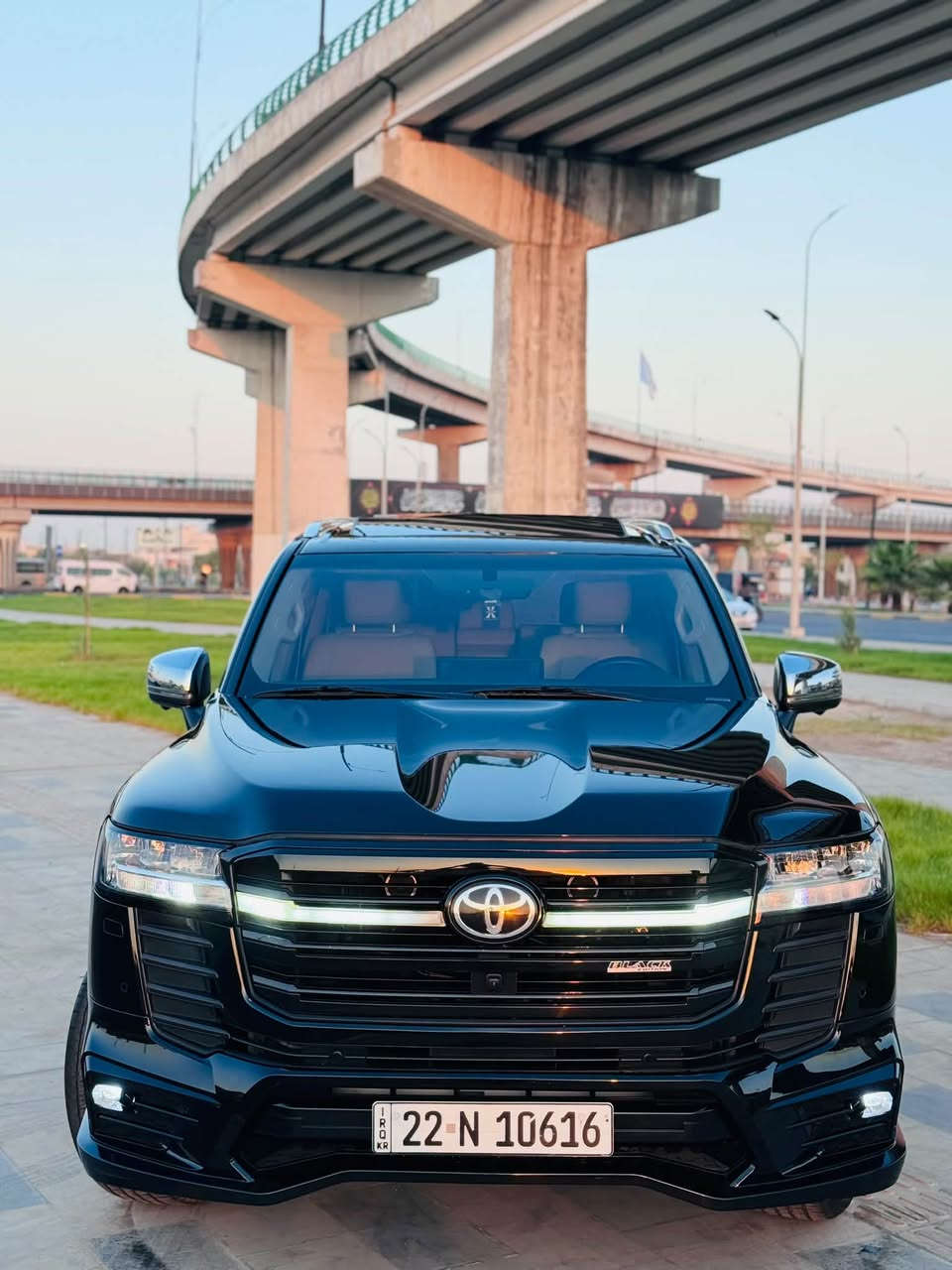 ⚫️ تويوتا لاند كروزر || Toyota Land Cruiser
رقم اربيل تحويل او وكاله 
📅 موديل 2024
🔧 محرك 4000 تنفس طبيعي
🛣️ ماشية 58 كم
🛡️ مغلفة PPF بالكامل

⚙️ مواصفات GX.R LIMITED

✨ فتحة سقف
❄️ تبريد مقاعد
🖥️ شاشة وسطية كبيرة
📷 كاميرات 360°
📡 حساسات أمامية وخلفية
🔑 دخول وتشغيل ذكي
🎯 مثبت سرعة
🎛️ تحكم بالمقود
💡 إنارة LED
⚙️ جنوط ألمنيوم
🌡️ تكييف ثلاثي المناطق
🛡️ أنظمة أمان وثبات
✅ مفحوصة وكفالة عامة

📲 للتفاصيل أكثر:
***********
📍 العنوان:
 البصره
