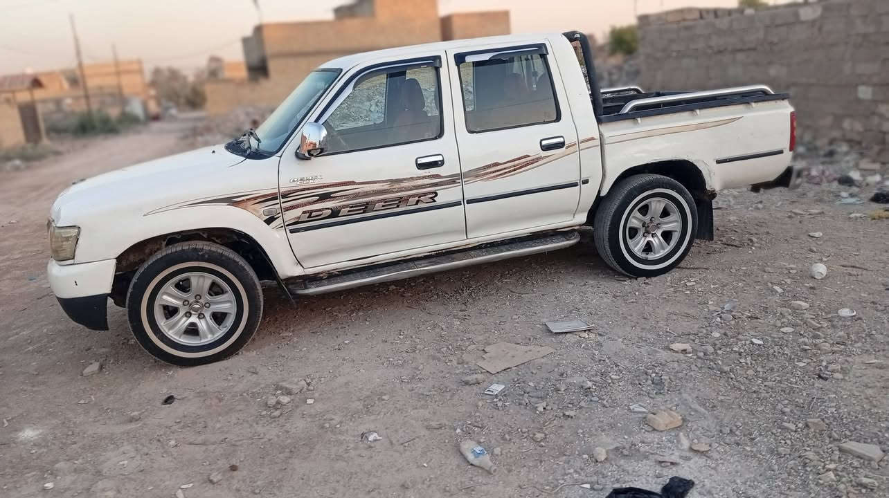 السلام عليكم سياره دير البيع سياره مكفوله من ضربه وكلبه سياره جاهزه مديل 2013 سنويه جديد تحويل ثاني  المكان بغداد زعفرانيه  سعر53ورقه رقم الهاتف  ***********
