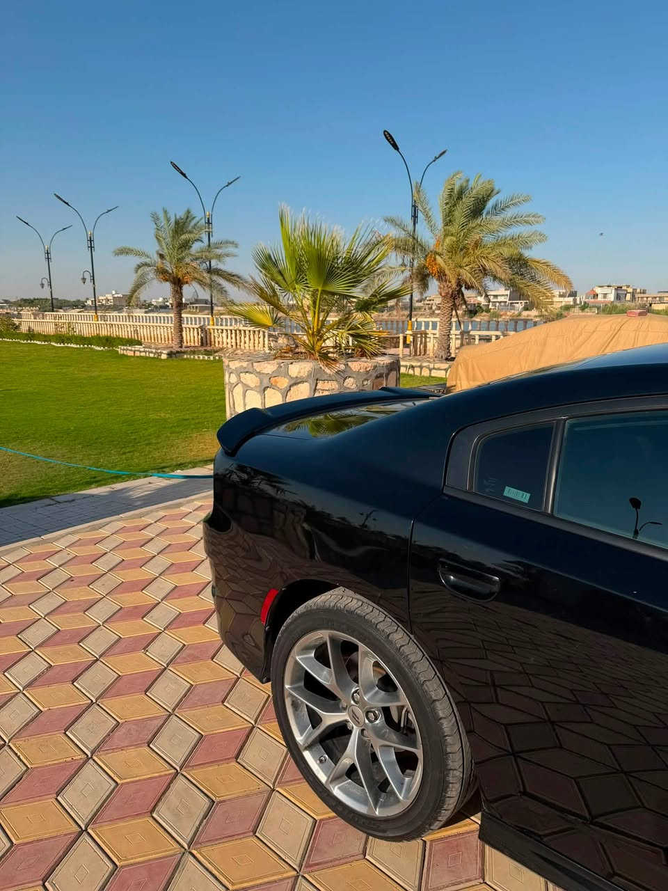 السلام عليكم حبايب جارجر موديل 2023GTحادثها بنيد مبدل فقط والباقي مكفولة كفالة عامة مكينة كير صدر كفالة 
بيها خشم الشاصي مسحوب بدون صبغ 
مكاني بغداد حي اور بيع مستعجل 
***********
