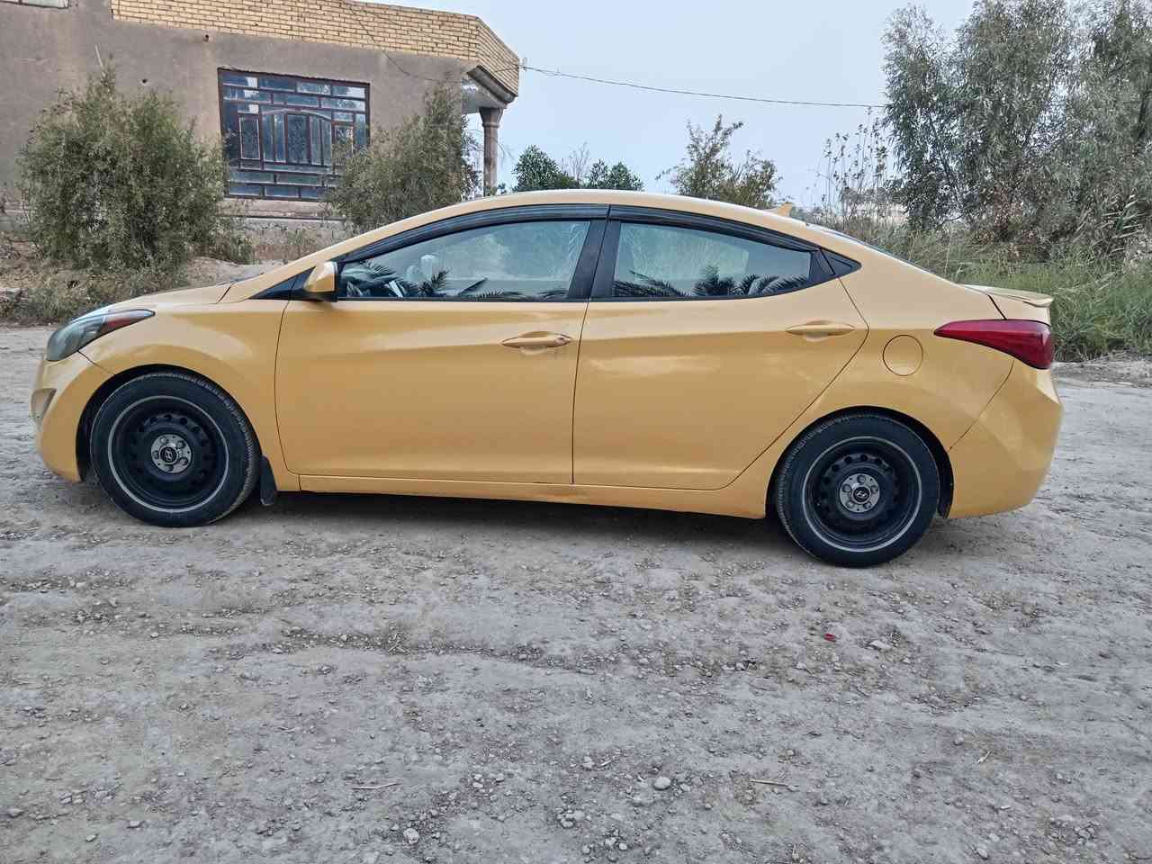 السلام عليكم النترا أمريكي موديل 11 / حادثها خلفي موضح بالفيديو ليبل واحد بدون تبديل مكينه كير تبريد حداديه تخم تاير سياره جاهزه ع اخر حبايه رقم بغدا انكليزي بسمي تحويل مباشر السعر السعر 75 وبيها مجال مكان بابل
***********
***********
