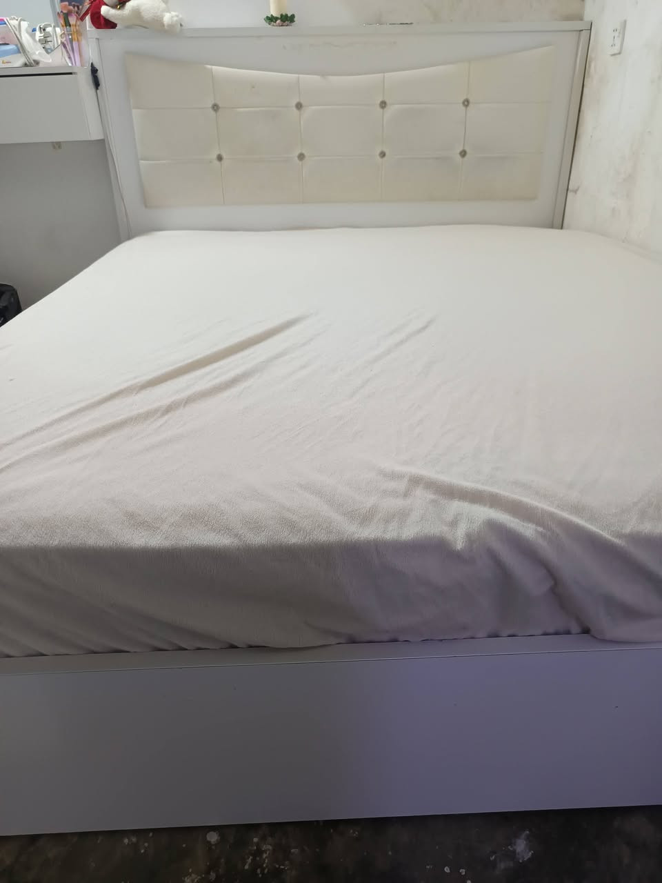سرير • مستعمل • چوارقوڕنە
