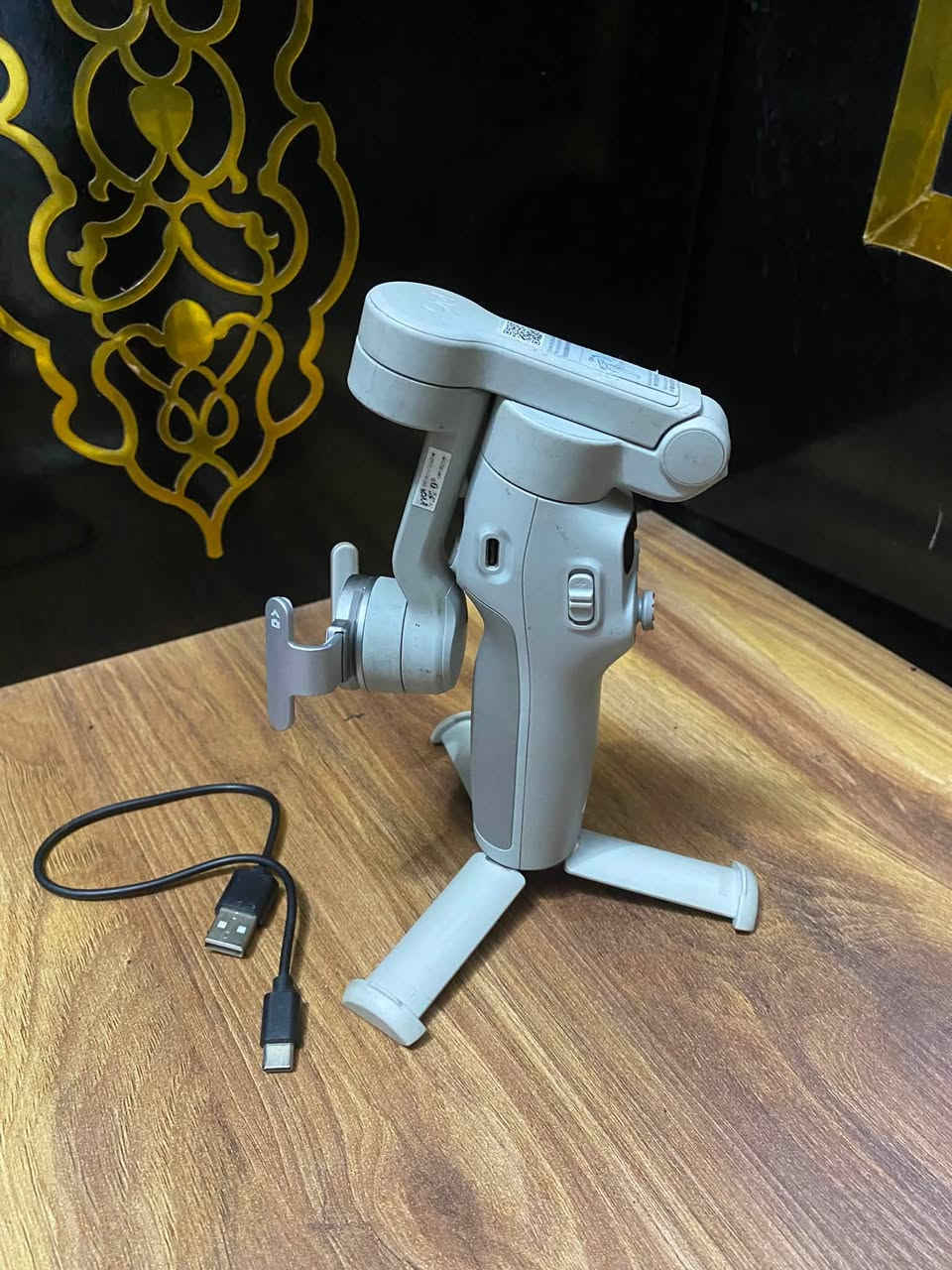 السلام عليكم شباب
للبيع مانع اهتزاز للموبايل جمبل DJI Osmo Mobile 6 باللون الرمادي
الجهاز مستعمل شيء بسيط ونظيف جداً وشغال 100% بدون أي مشاكل
أخذته بدل فلوس وما أحتاجه ويا الملحقات الظاهرة بالصورة
السعر 75 ألف
المكان بغداد
للتواصل ***********
