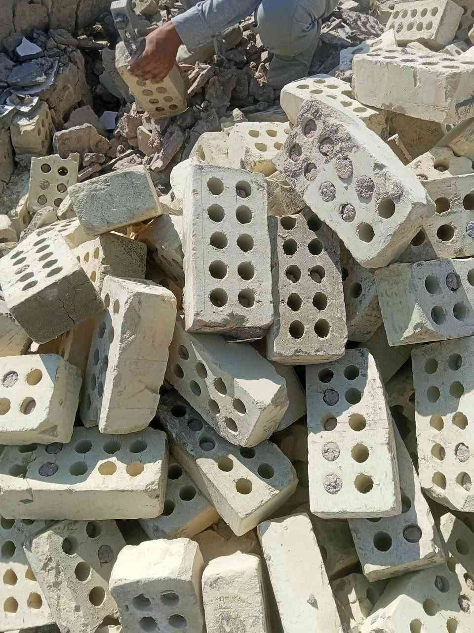 يوجد طابوق جمهوري مال هياكل مجمع البرديني ***********
