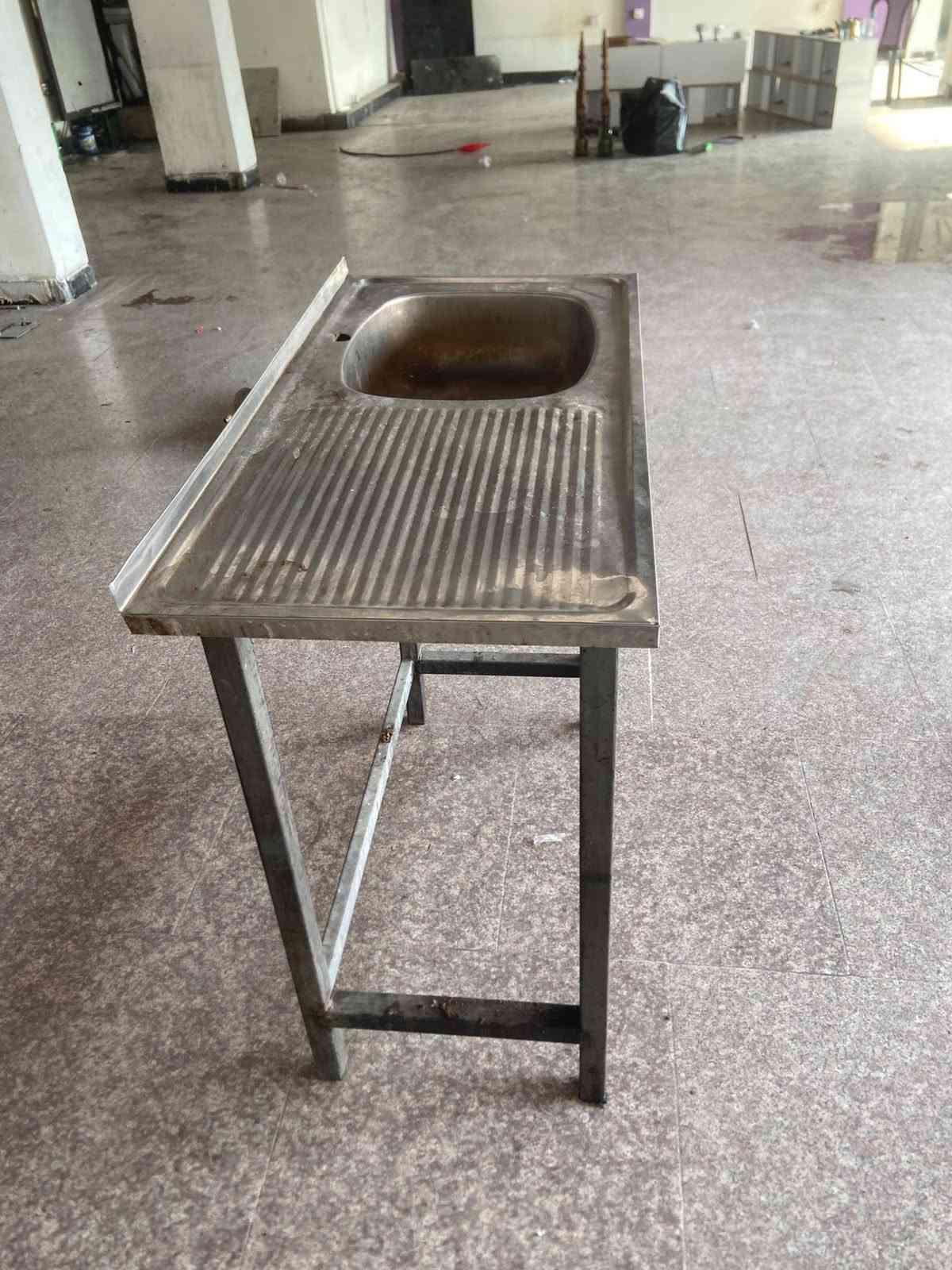 باب جام ٢ • كلهن • للبيع