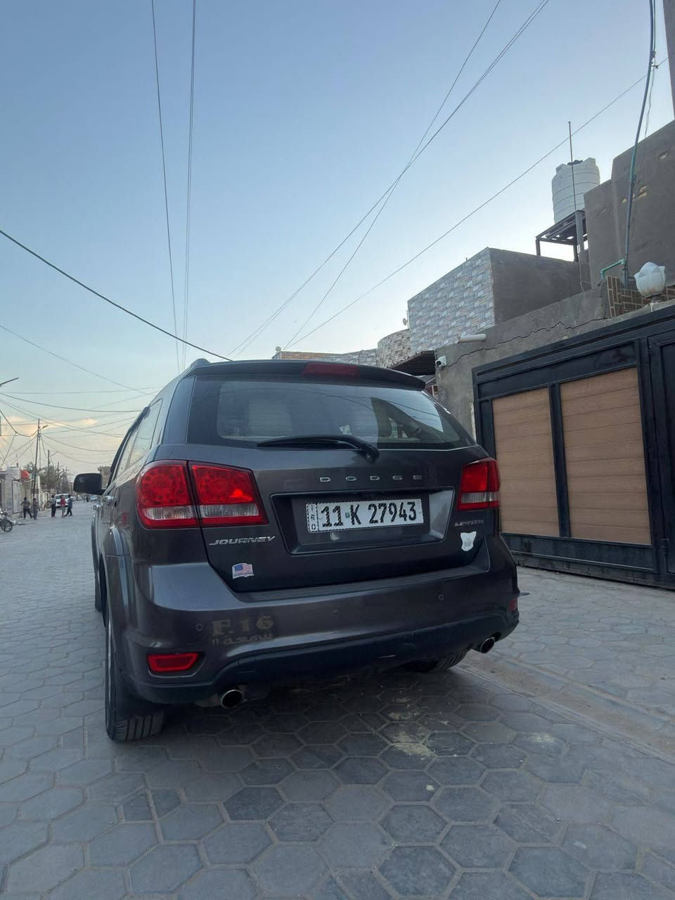 دوج جورني 2014 Limited
فول مواصفات
السياره بأسمي تحويل ثاني يوم 
رقم بغداد خصوصي 
حساسات خلفيه 
لون فيلي
6سلندر 3600 
7راكب 
3قطع تبريد 
بصمه 
كاميرا 
دواخل جلد بيجي
تشغيل عن بعد  
شاشه كبيره وشاشة سقف 
ويل 19  
كشن السائق كهربائي 
حادثها بجم
السياره جاهزة من كلشي خير من الله مكينه كير حداديه مكان سياره المثنى قضاء الرميثه 
 السعر 105 وبيها مجال 
رقم / ***********
بي واتساب
