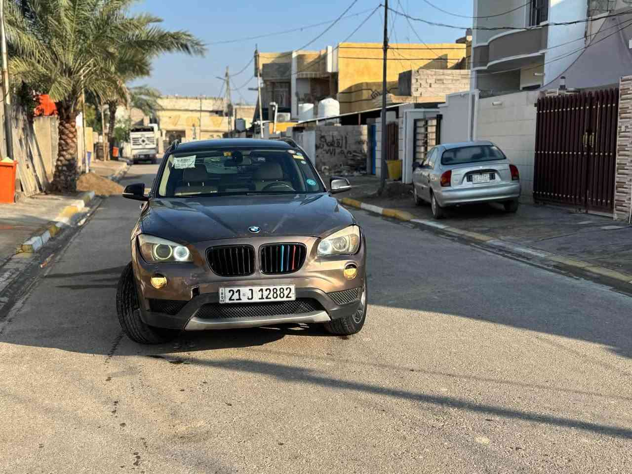 للبيع او مراوس
BMW _X1_2013  _X_drive
ديزل محرك N47 ديزل توين تيربو 
اقتصادية 
كير 8 نمر  3 وضعيات قيادة 
كشنات تدفئة   جلد
تبريد ثلج 
حدادية امامية جديدة 
تخم تاير جديد
صيانة جديدة لمنظومة الكاز 
السيارة باسمي 
سنوية جديدة 
حادثها راجعة عليها سيارة  الدعامية وخشم البنيد
وملاحظات صغيرة  باب السايق 
ترايها وين متريد
السعر115 ورقة  وبيها مجال  بسيط 
مكانها _ ديالى _بعقوبة
بيها نقوصات بسيطة 
للاستفسار اكثر الاتصال على الرقم 
‏‭***********‬
موجود واتساب
