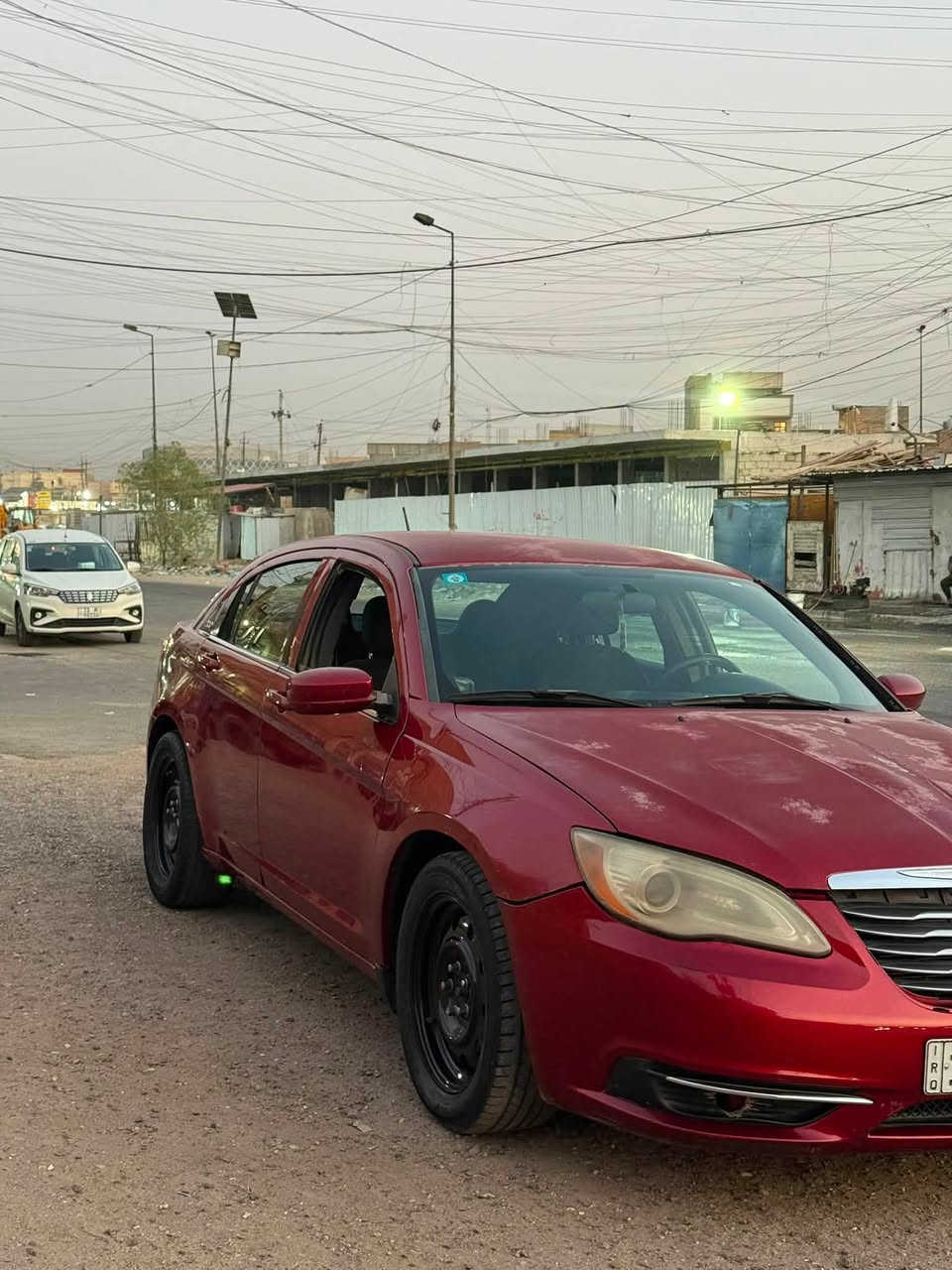 سلام عليكم 
كرايسلر  c200
موديل 2014 
رقم بصره الدولي 
ضربتها فقط جاملغ السايق 
وجارده 3قطع بنيد قماره صندوق 
نقصه صدرها تعبان واشر قبق ولفات. 
سعرها 57. السياره حلوه وكاعده وماكو هيج سعر بموديلها 
العنوان بغداد الشعب 
***********

