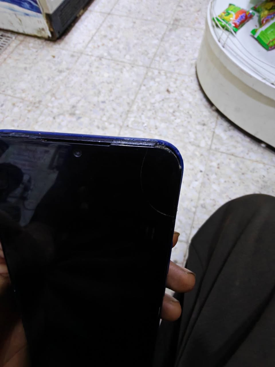 سلام عليكم هونر مستخدم سعر مع توصيل 65 ذاكره 32 بي فطر بل شاشه ممثره وفطر بل كامره وكله شغال *********** وتساب
