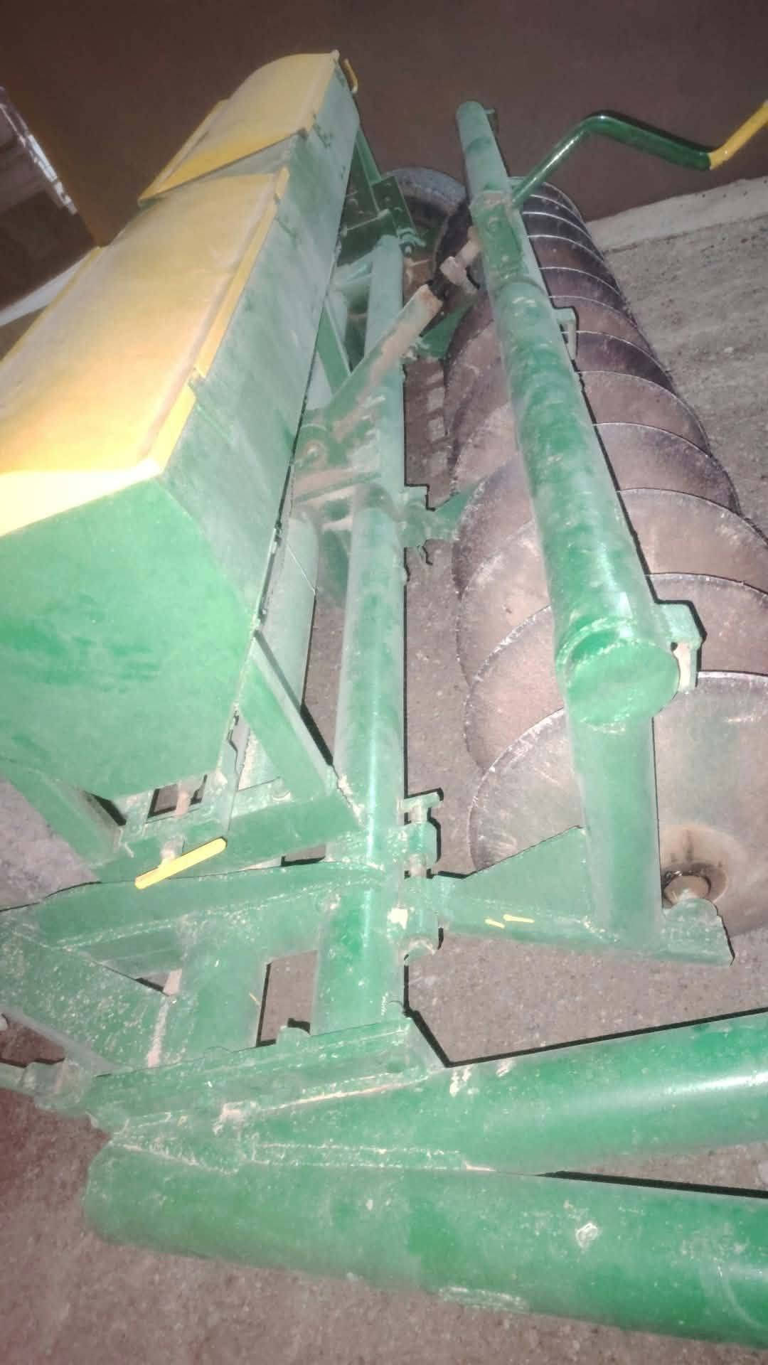 دسك ١٢