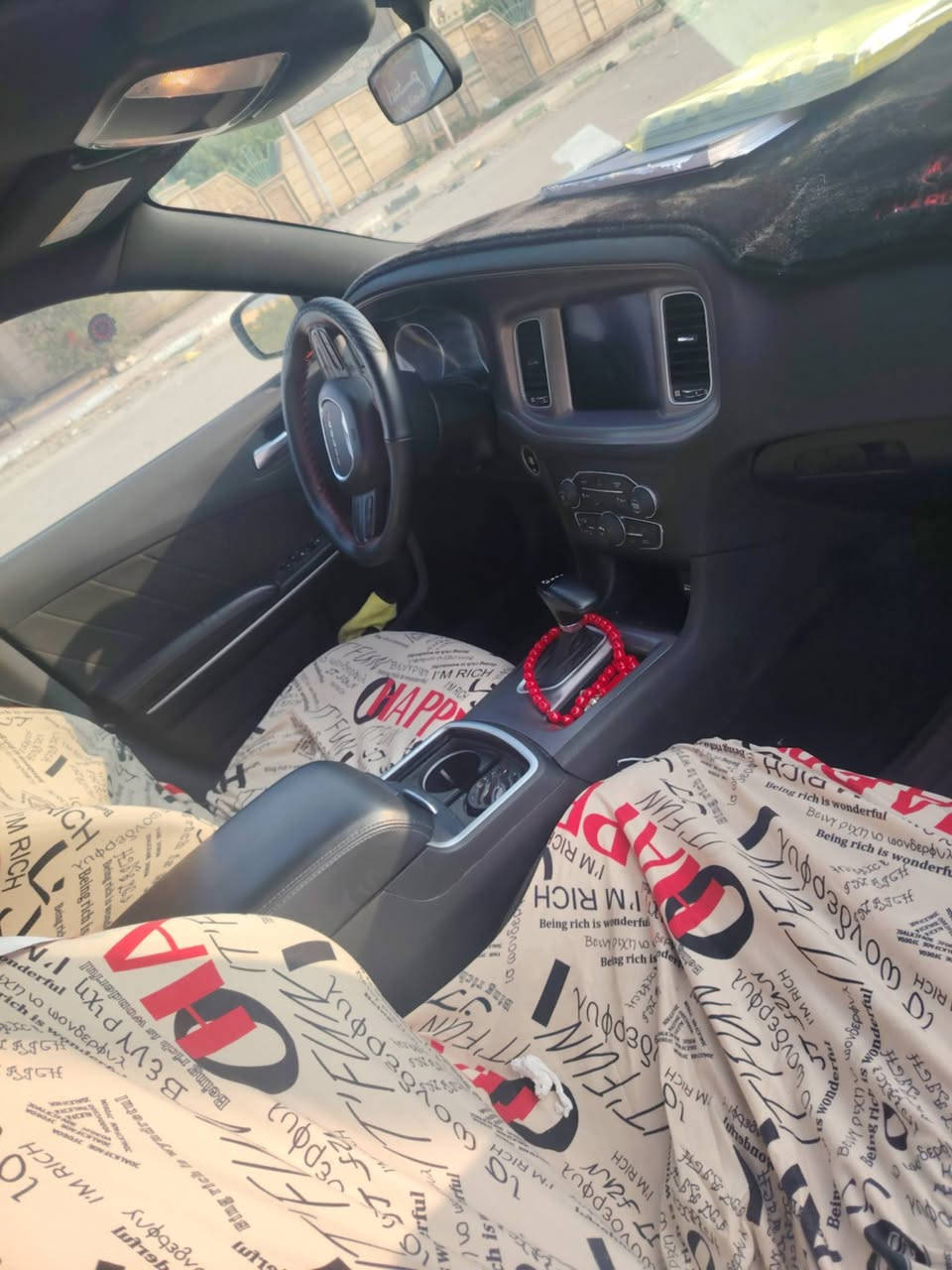 جارجر ٢٠٢٣ اصل بسمي لاست كول اخر اصدار
حادث قطعه وحده ماشيه ٤٠
عله وضع الشركه
***********
السعر ٢١٥
مكانه السماوه
