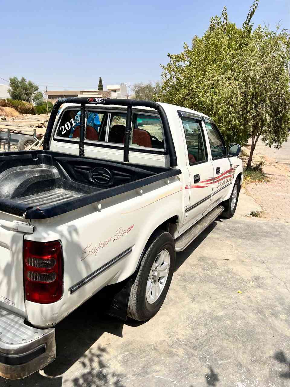 دير 2013 سنويه جديد مشوع وطني لل30
فحس وهزه جديد دفتر بنزين موجود 
بدون صبغ ولا ضربه ولا تبديل مكفوله کفالە عامە
كيرو محرك اكسل تبريد كوله بشرط تبرید ثلج ❄️ 
مكان سياره كركوك رحيم اوا سعر 83 بيهه مجال شويه 
***********
***********
***********
*********** كركوك, العراق
