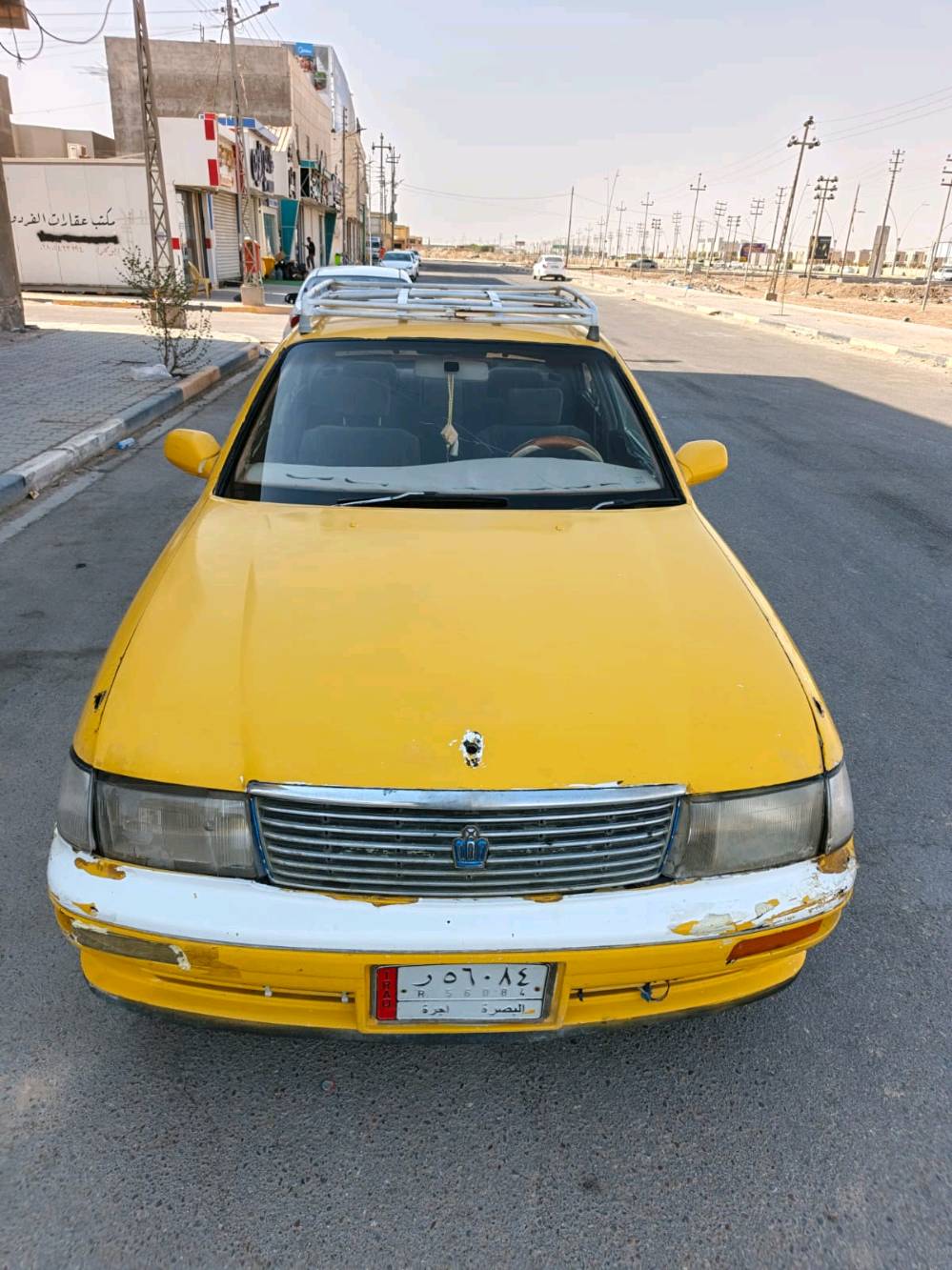 بطه كراون موديل 2000 مكينه ثنين و نص بيه صوت كير كفاله عنوان تنومه سياره حلوه و نضيفه و مرتبه سعر 15 و بيه مجال معتاز و مستعجل على بيعته مكلف بالنشر و هذه رقم راعيه ***********