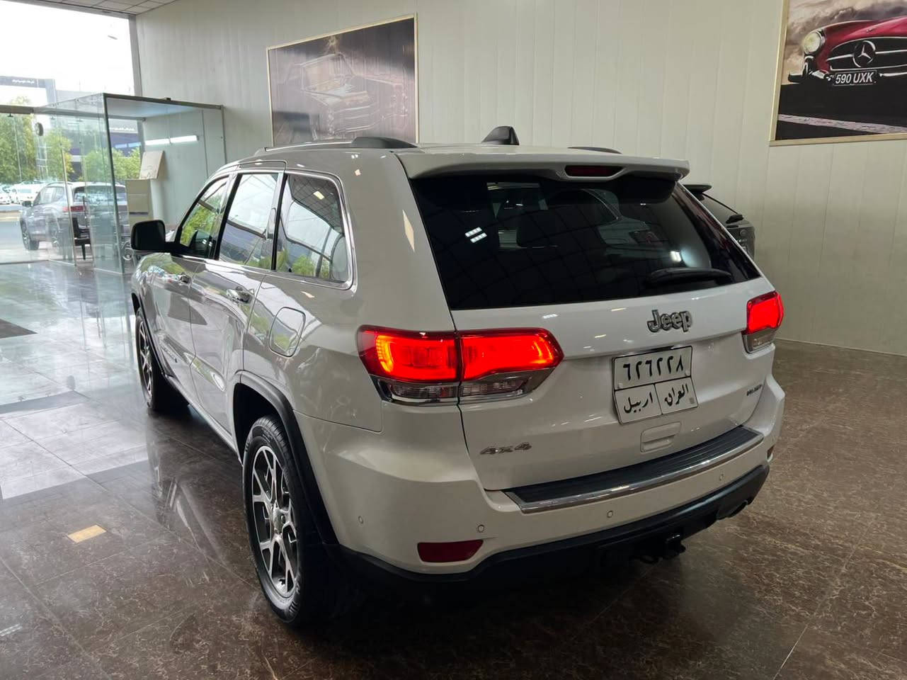 JEEP GRAND CHEROKEE LIMITED 

موديل: 2019
وارد: امريكي
رؤيشتن: 86,000مايل
نرخ: 20,000$
مؤبايل📞: ***********
***********
ناونيشان:هةولير _معرض هاشم للسيارات 
شةقامي ١٠٠م بةرامبةر دائيرةي گمرگ سيارات

‏HASHM_FOR_CARS___هاشم للسيارات 

موديل: 2019
وارد: امريكي
ماشي: 86,000مايل
السعر: 20,000$
تلفون📞: ***********
***********
العنوان:اربيل _معرض هاشم للسيارات 
شارع ١٠٠م مقابل دائرة كمرك سيارات 

‏HASHM_FOR_CARS___هاشم للسيارات
