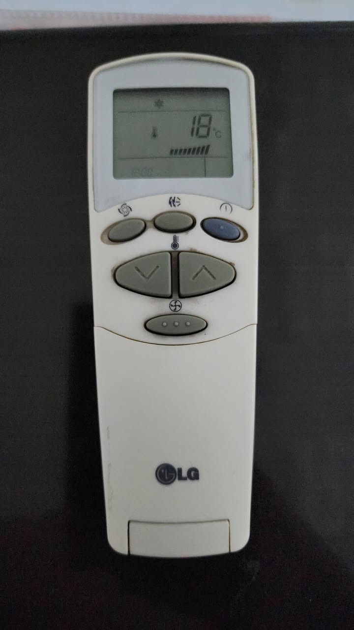 سبلت lg للبيع ٢ طن غاز 22 نظيف جدا
السعر ٣٢٥ الف سعر نهائي المكان المنصور 
***********
