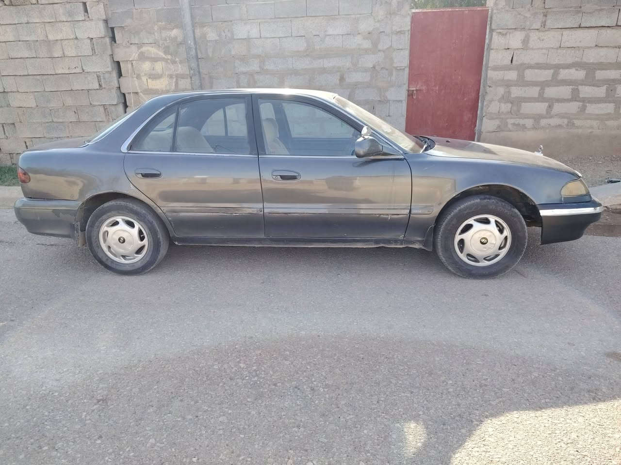 السلام عليكم
سوناتا تو 1993 رقم بغداد دولي
سنويه لل٣١
كير محرك مكفول
كير اوتو
مصبوغه عام
شرط التحويل
مكان واسط
***********
السعر ٣٥ وبيها مجال
