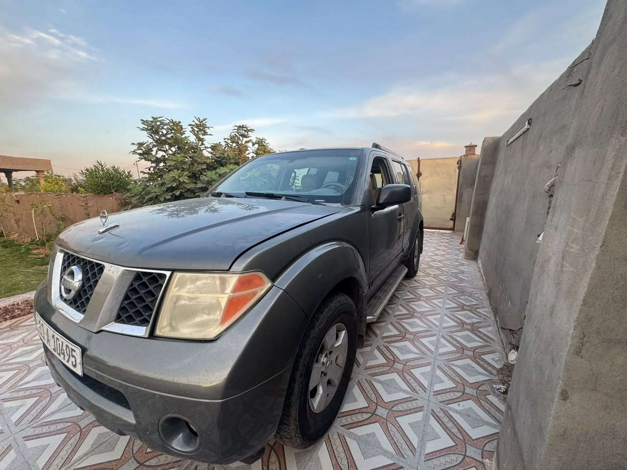 للبيع 
بافيندر 2007 وارد امريكي 
رقم بغداد دولي بأسمي تحويل مباشر 
كير محرك مكفولات 
سيارة جاهزة 
ضرر موضح بالصور 
السعر 80 وبيها مجال 
للتواصل 
***********
