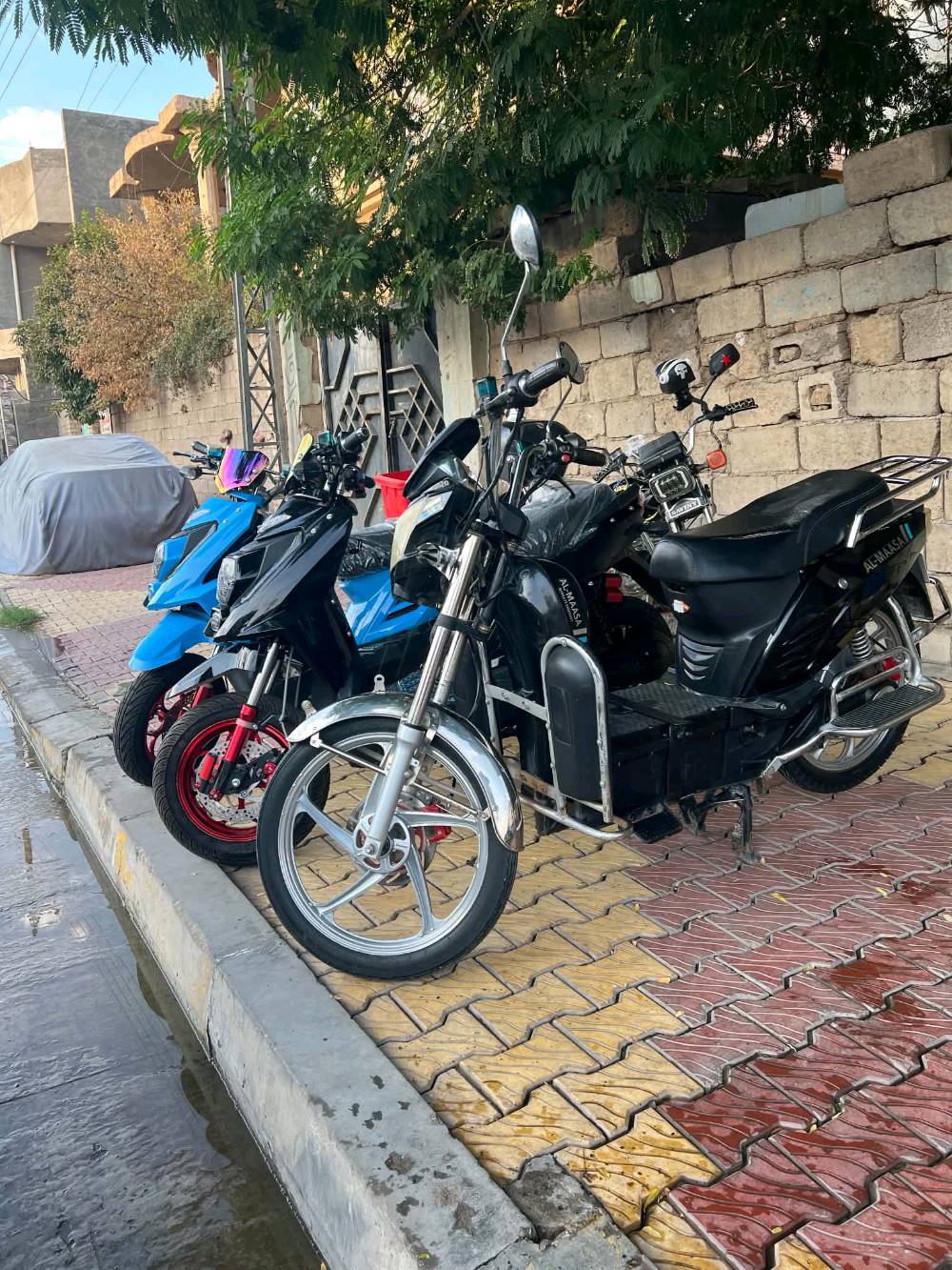 لدي معرض.      الزعيم.    دراجات شحن 
  للبيع او مستخدم 

انواع الدراجات موحودة جديد او مستخدم 

يوجد لدينا دراجات جديدة 

***********
***********