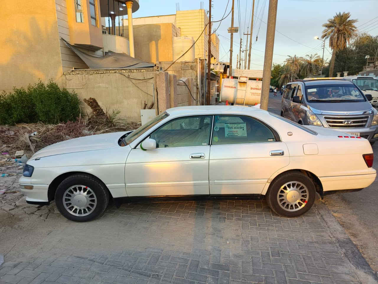 سياره بطه /موديل 1995 / سياره مكفوله المحرك /والكص /ونقل الجثه /مصبوغه صبغ جمالي /رقم نكليزي بصره/ السياره بسمي /‏‪***********‬‏/هاذ رقمي للتواصل مكاني العماره
