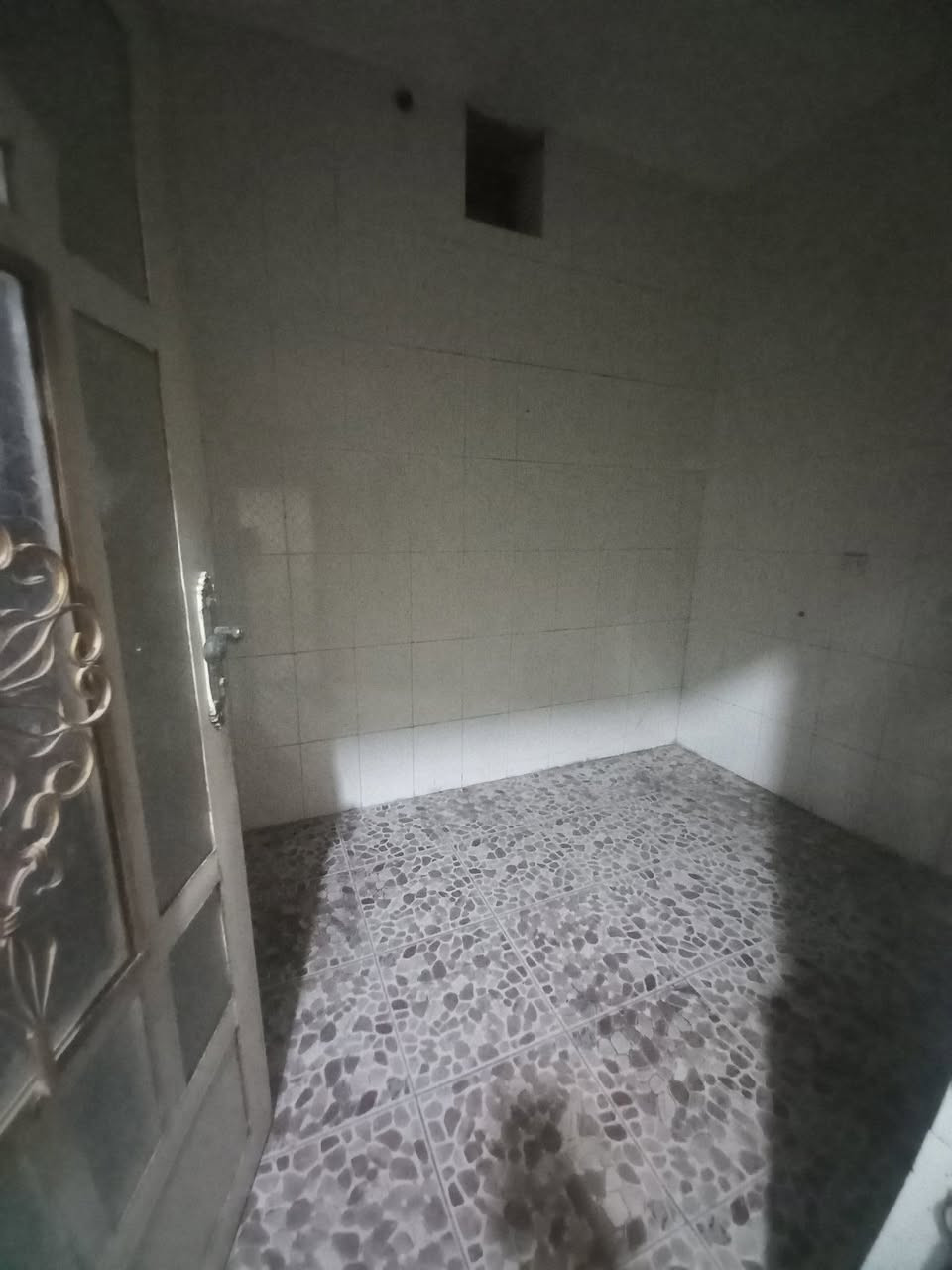 مشتمل • حي الجواد • ١ غرفة