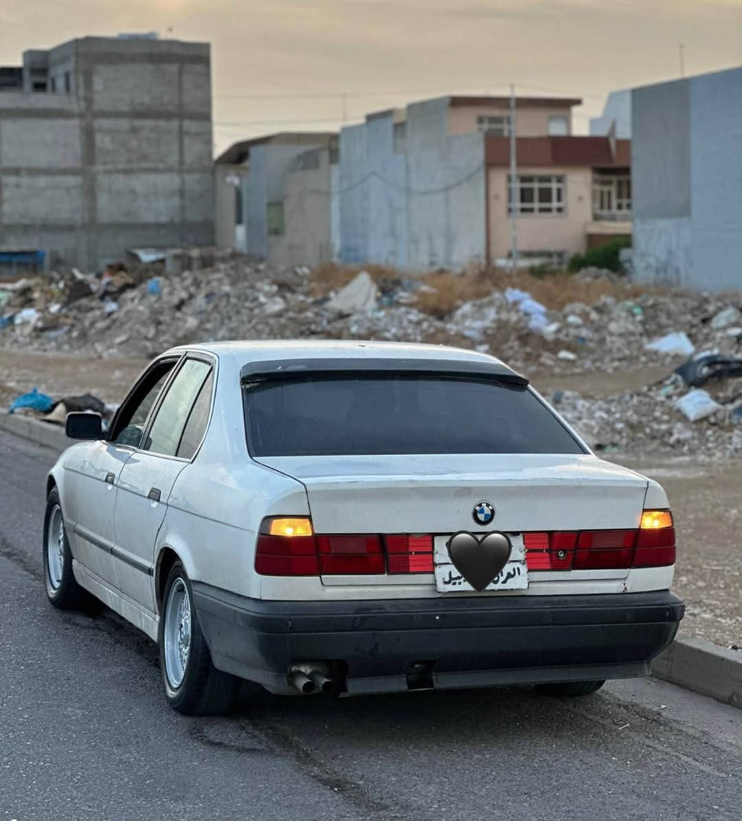 ٥٢٥i • ١٩٩٢ • قير عادي