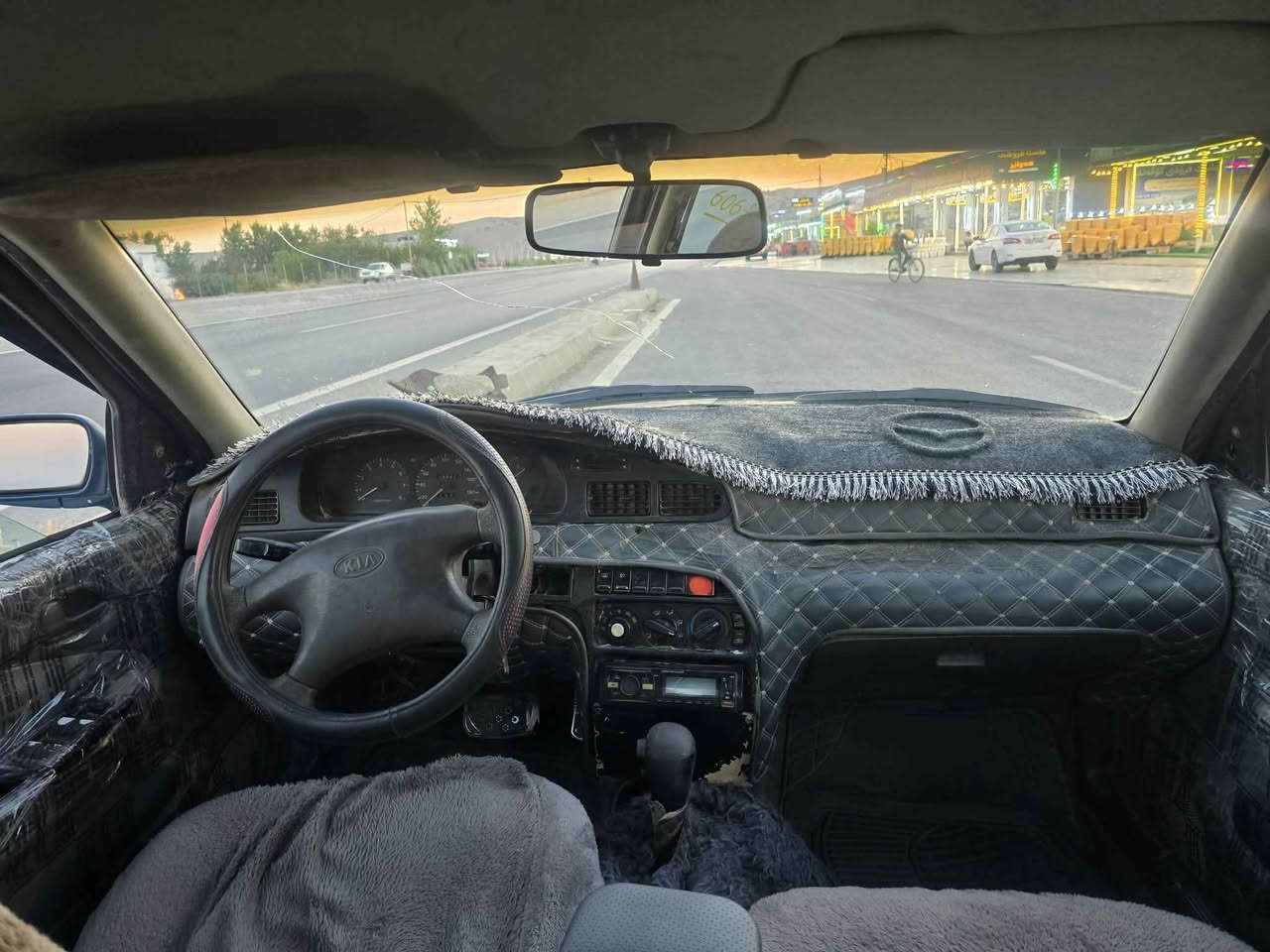 بسم اللە
کیا سفیا 1996 
ئارم پلاستیک سلێمانی 
8و بەخ
گێر تۆماتیک 
جام کارەبا 
قفڵ مەرکەزی
تەقەو رەقە بەشەرت 
تایەی نوێ  بئ عەیب
گێرو مەکینە بەشەرت
سەیارەکە هیچ مەسرەفی تیا نیە
شوێن کۆیە 
نرخی 27 گەڵاو مامەڵە
*********** Honolulu, HI
