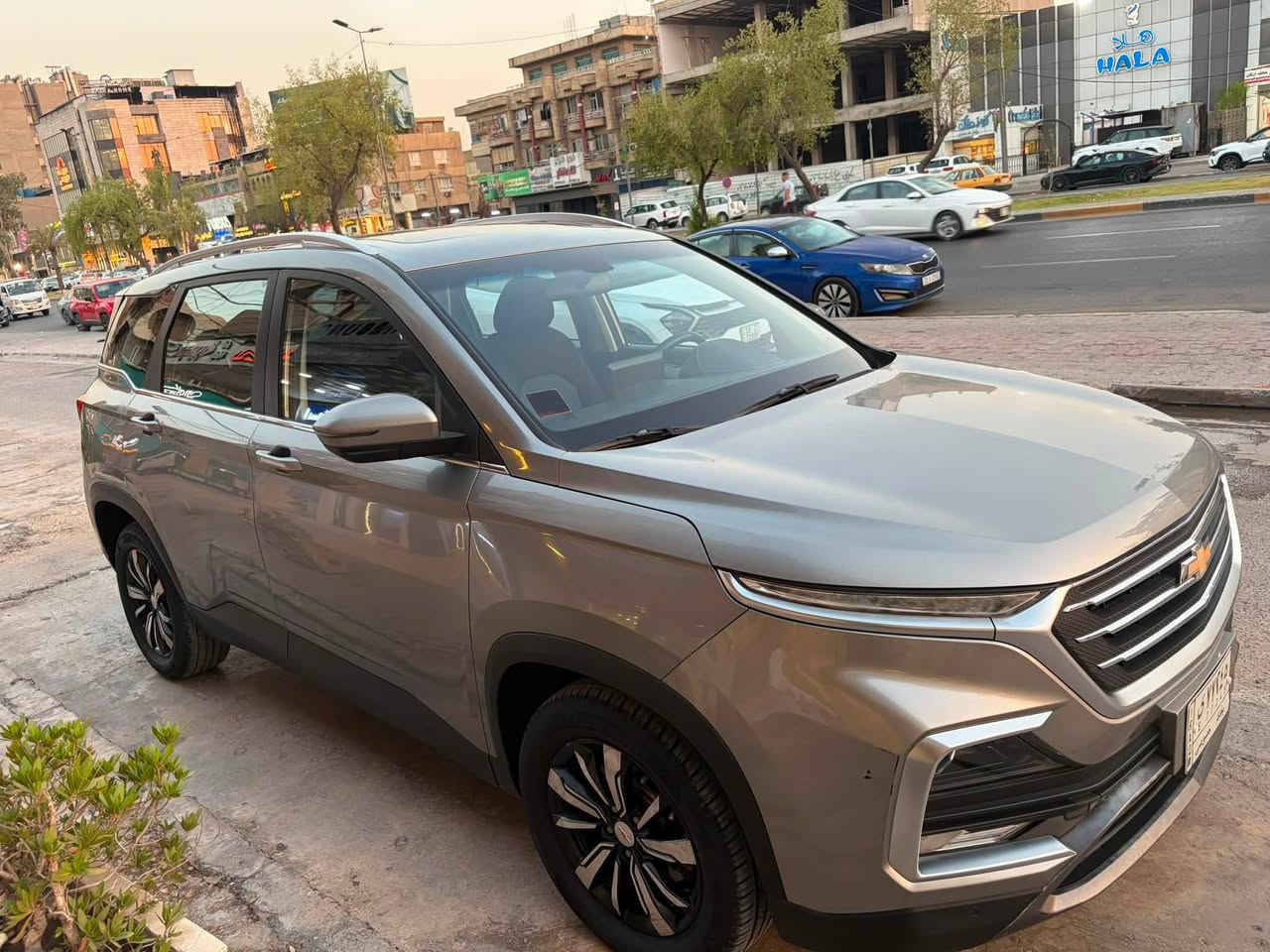 �🔥 للبيع كابتيفا 2022 بحالة مميزة جداً 🔥🔥
🚘 شفروليه كابتيفا 2022
🇮🇶 وكالة المنصور الدولية
⚡ 1.5 Turbo
📍 ماشية 90,000 كم فقط

✅ بدون حادث نهائياً
✅ بدون صبغ
✅ نظافة عالية جداً
✅ مضمونة من كل النواحي
✅ فحص كامل وعلى حساب المشتري بأي مكان يختاره
✅ جاهزة للاستخدام بدون أي مصاريف

💰 السعر: 120 ورقة فقط

📞 للاستفسار  ***********
