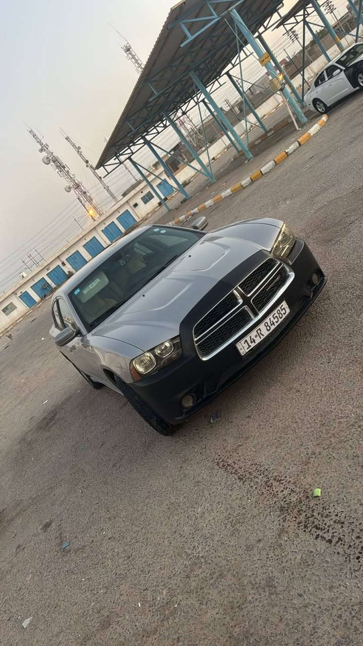 دوج جارجر 2011 مكينه وكير كفاله رقم بصره  تحويل وارد كندي شاشه جبيره گيجات سرعه خليجي 260 كفاله من الضربه صبغ اقل من شبر بلجاملغ الخلفي سياره حلوه منضومه زنون جديده زوج تاير خلفي جديد داخل بيجي واسود *********** اتصال و وتساب السعر 130 وبيها مجال قليل
