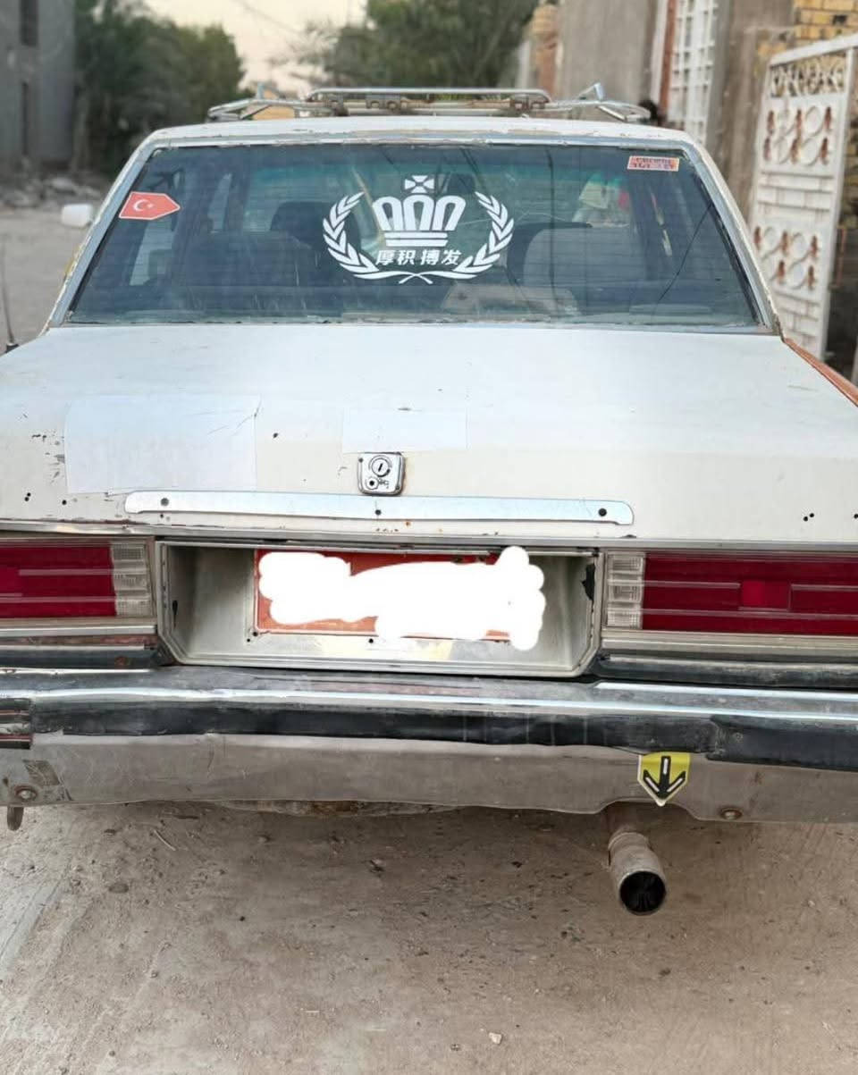 السلام عليكم 
للبيع كراون 82 مكينه وكير مكفولات مكينه vvit3000 كشنات راس ثور السياره خير من الله الرقم نينوى صدامي 
السعر 13  المكان النجف الاشرف الكوفه 
الرقم *********** بيع مستعجل
